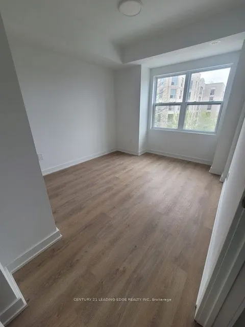 400 MARY Street, #6