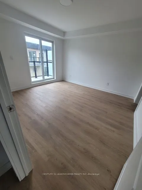 400 MARY Street, #6