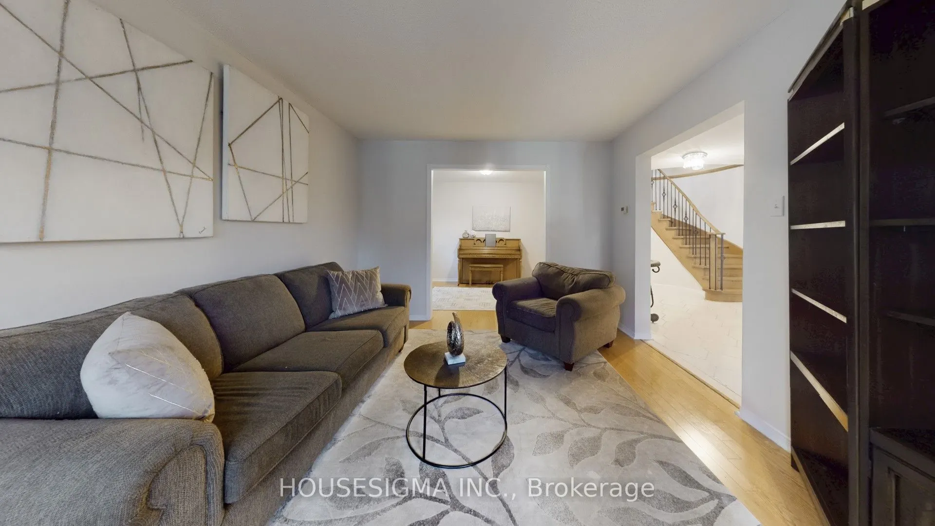 946 Rambleberry Avenue