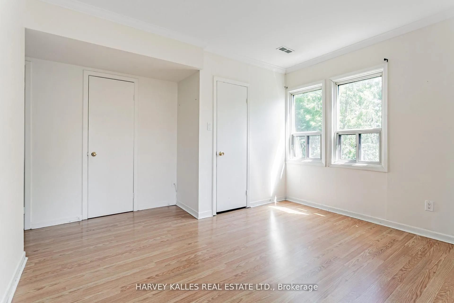 343 Greenwood Avenue
