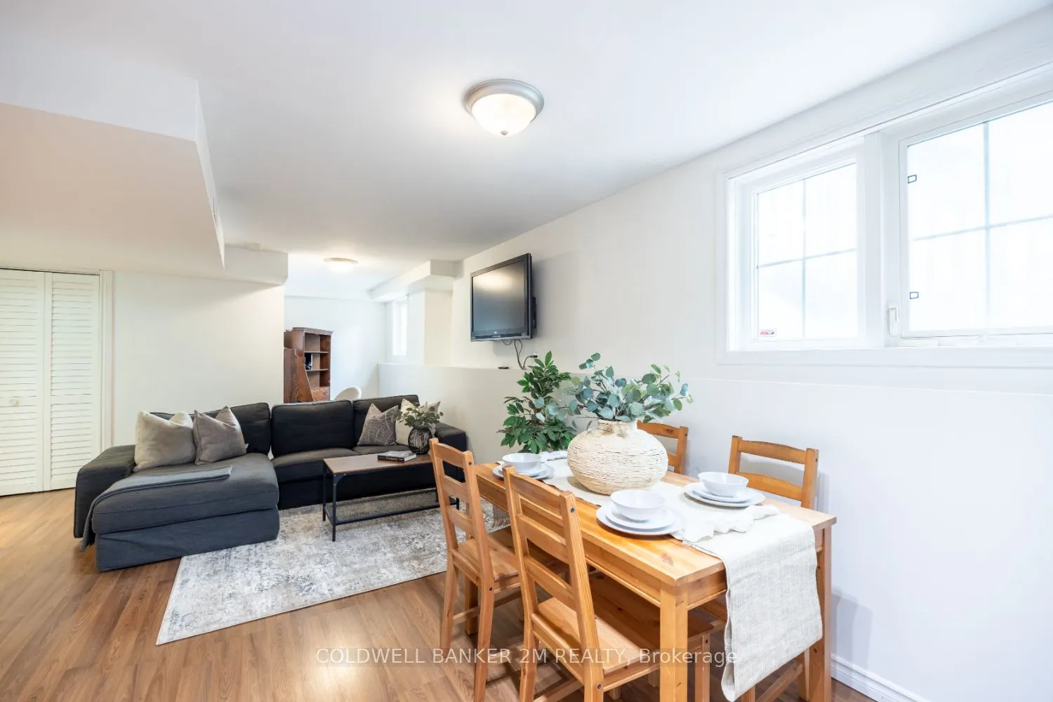 2 Woodbine Place
