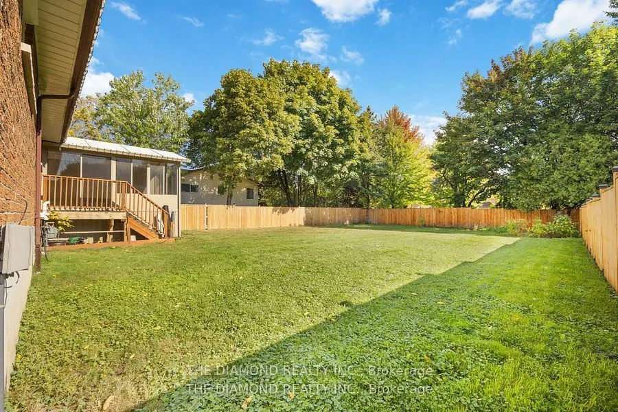 50 Burningham Crescent, #Lower