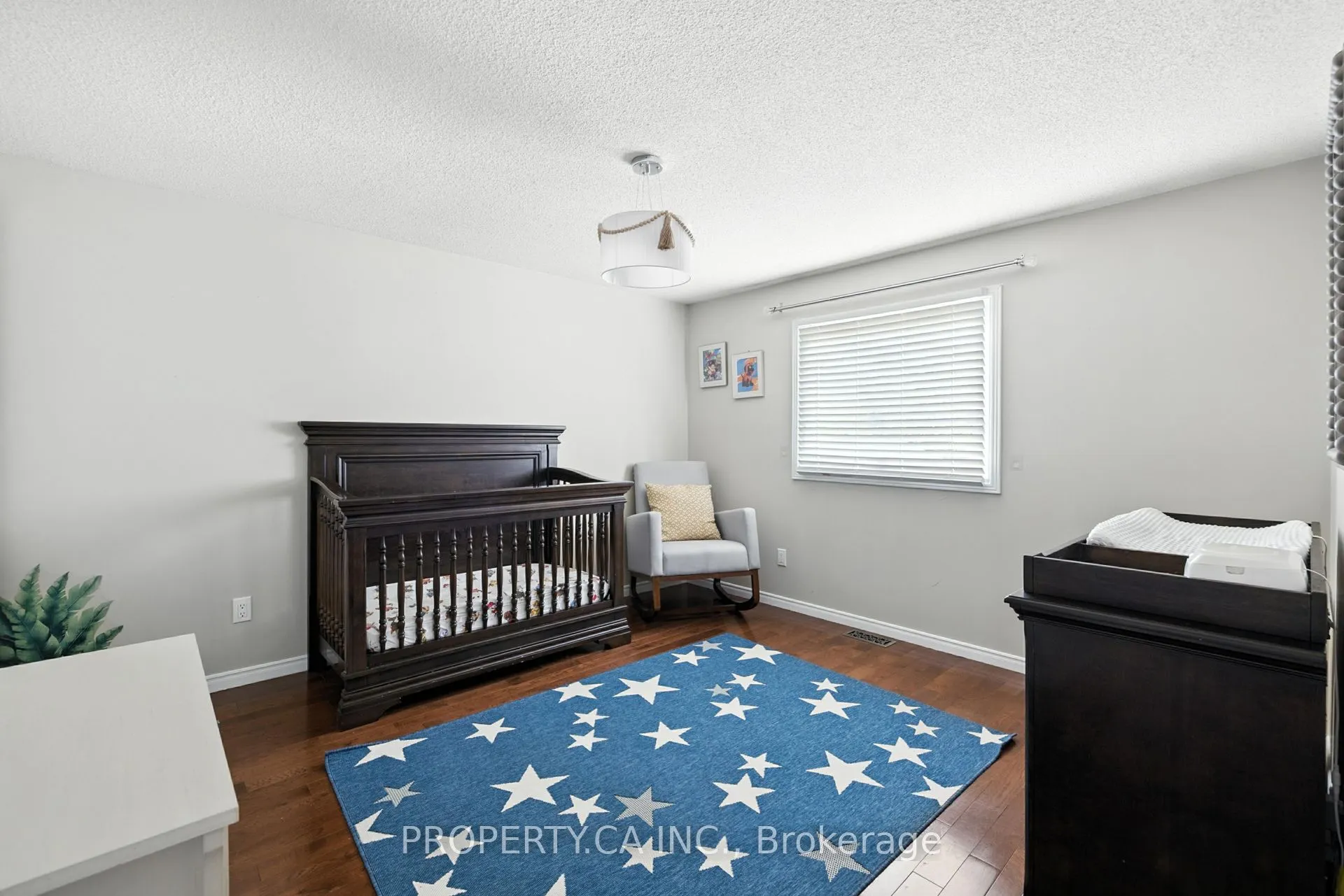 3 Whitburn Street