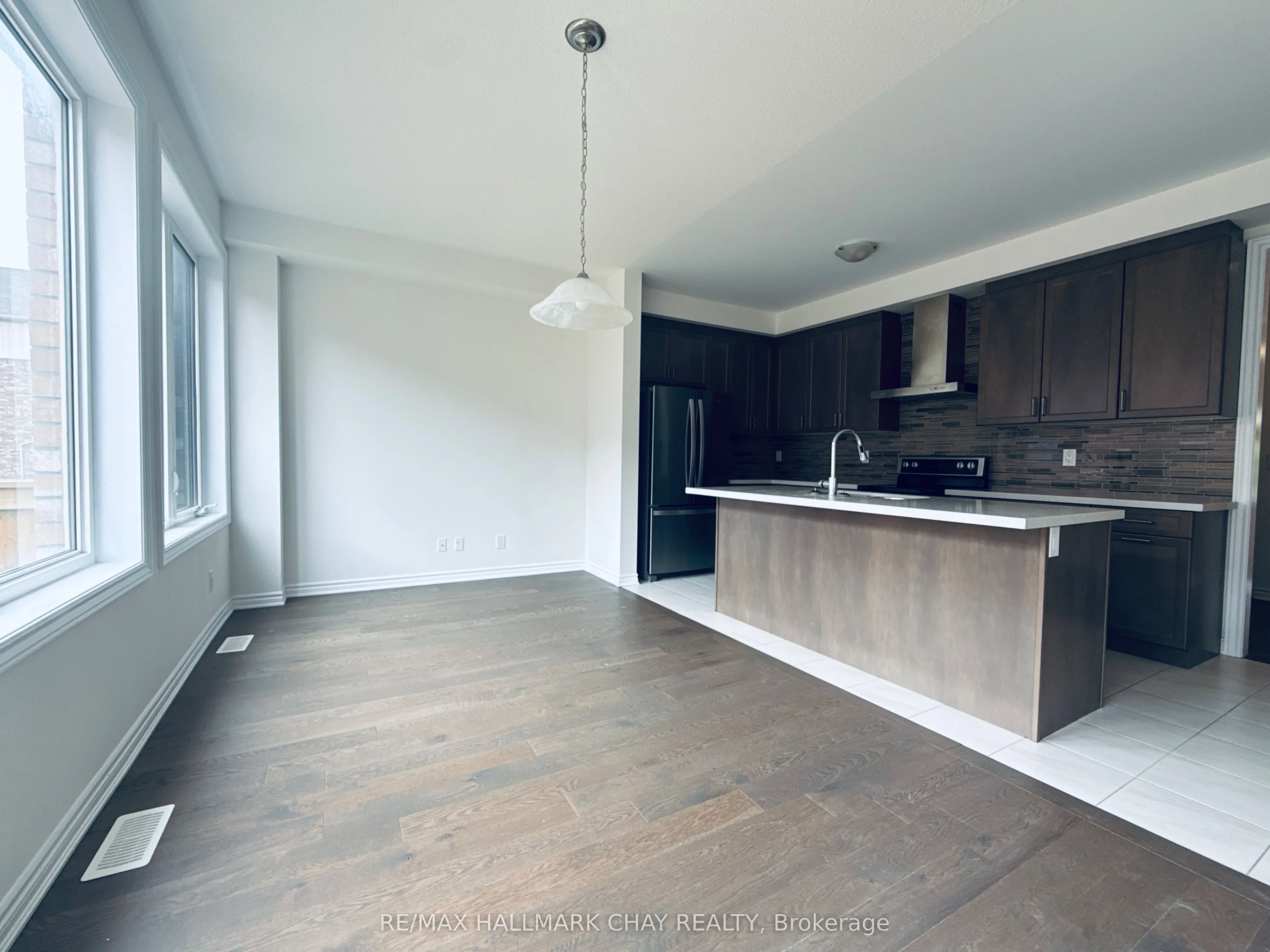 17 Sutcliffe Drive