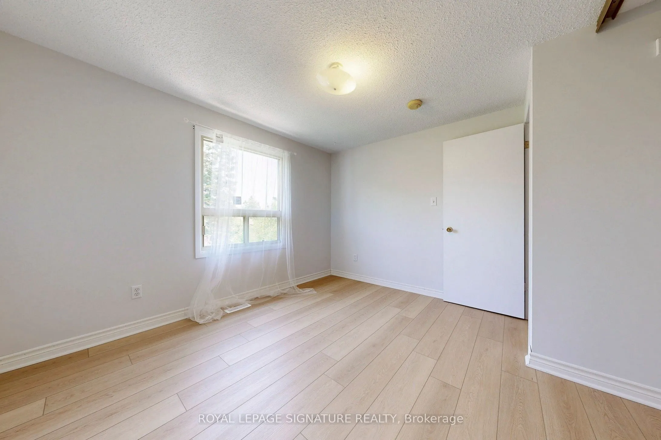 35 Crittenden Square