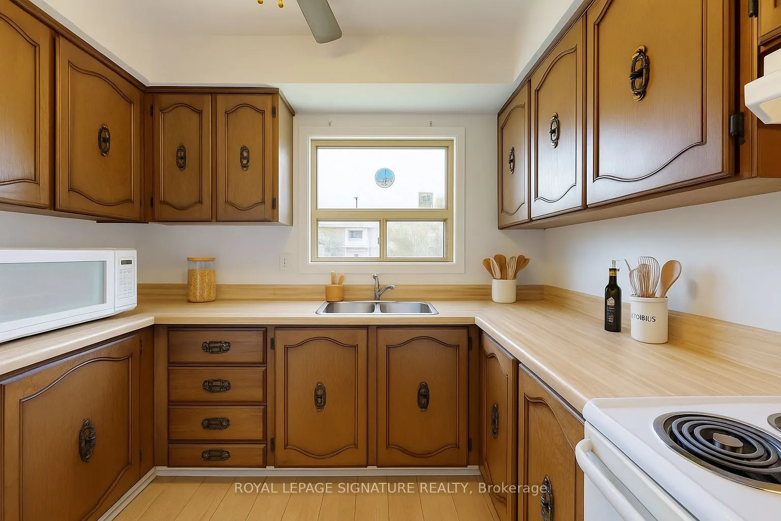 35 Crittenden Square