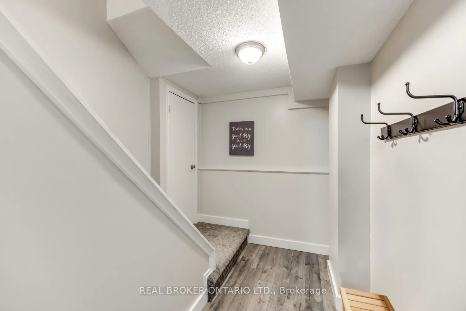 5 Walbridge Court