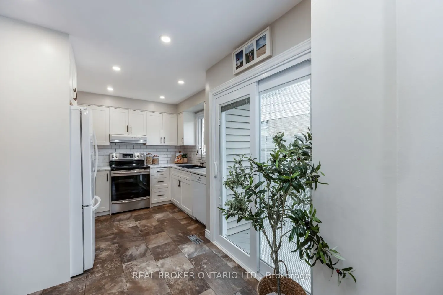 5 Walbridge Court