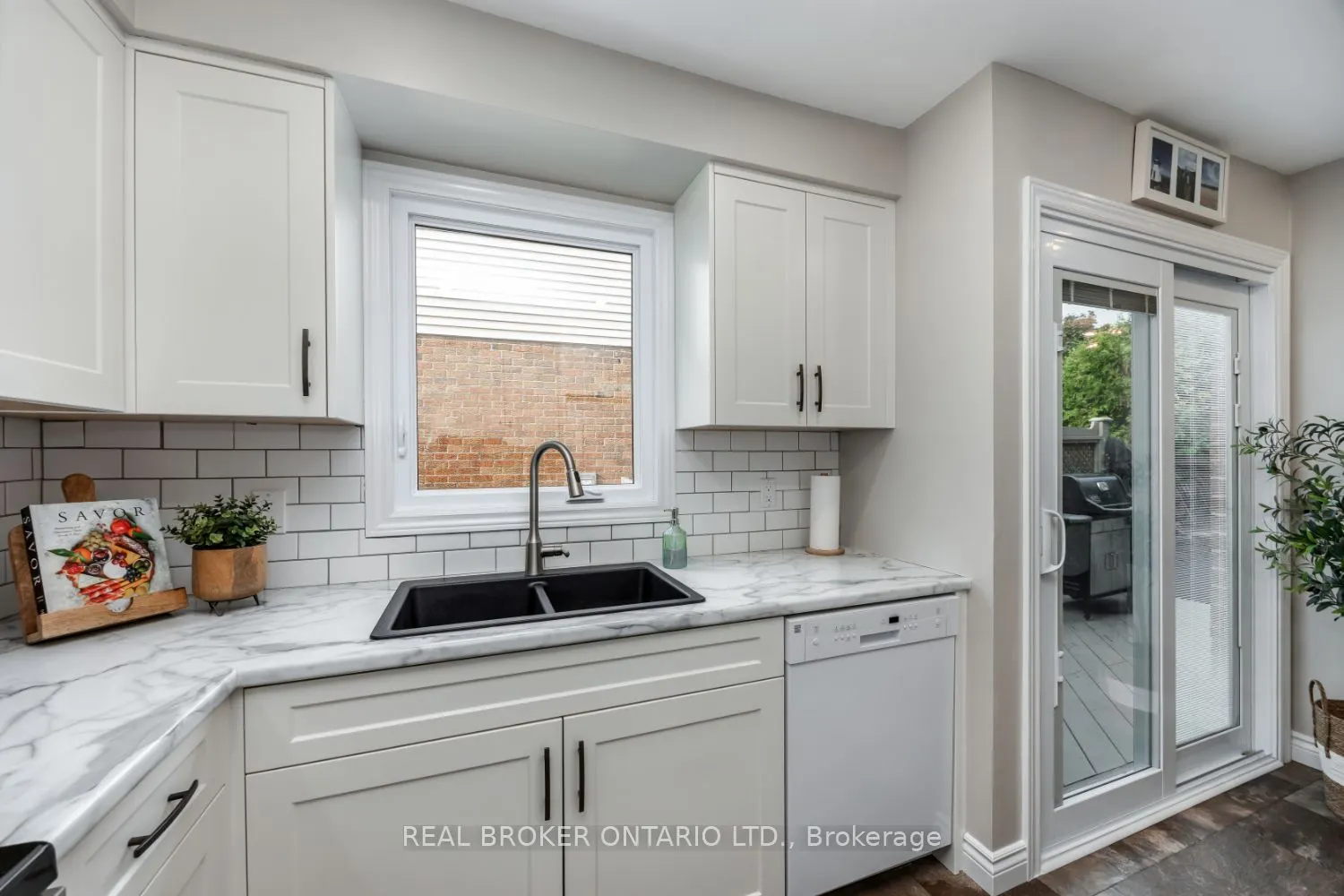 5 Walbridge Court