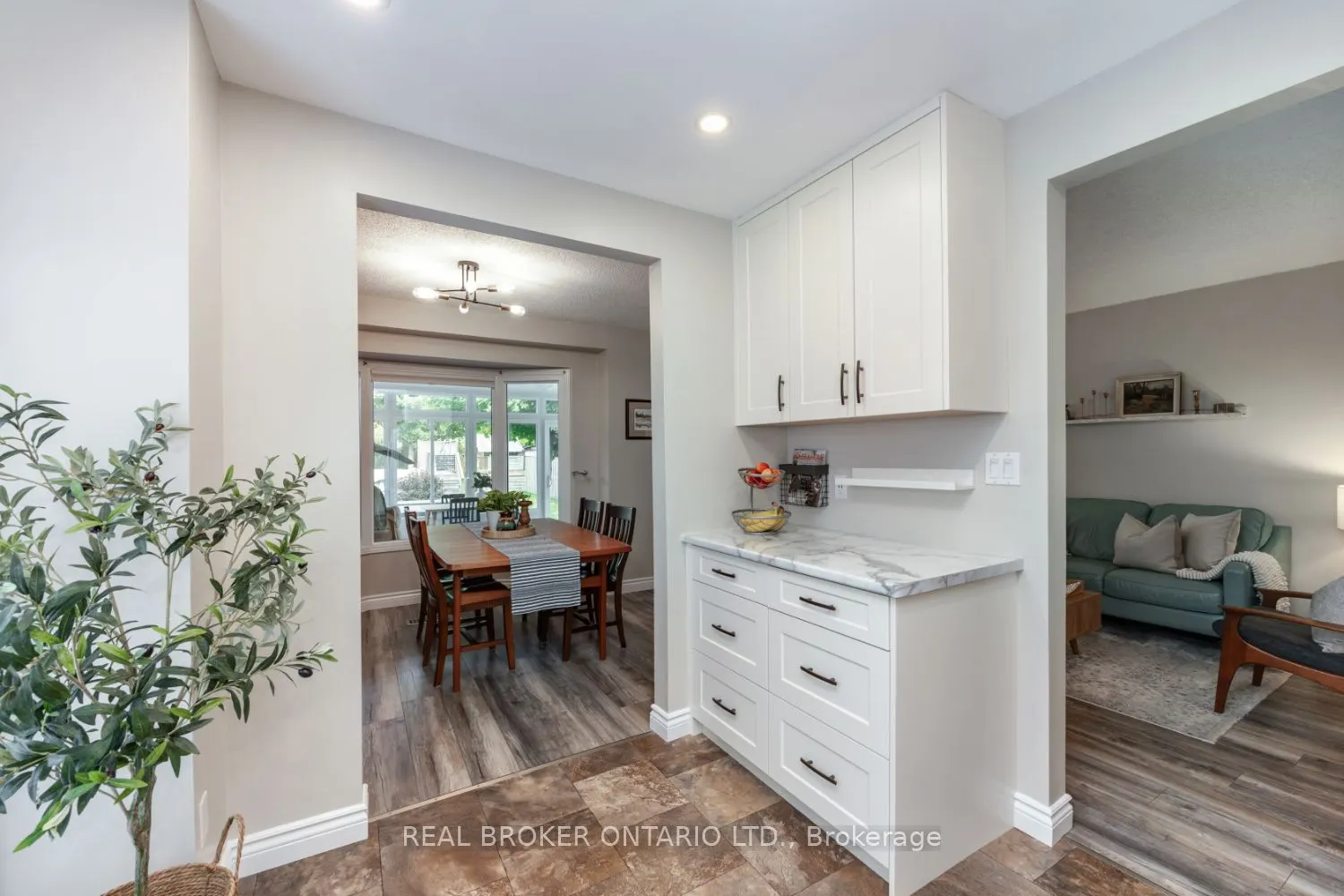 5 Walbridge Court