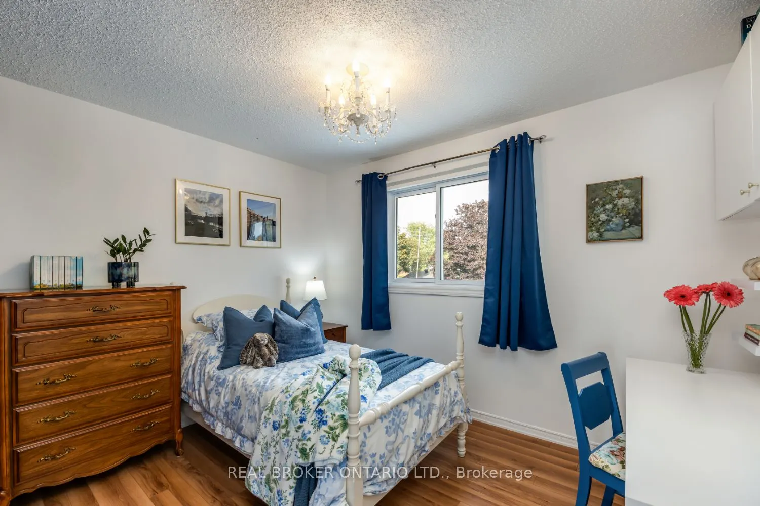 5 Walbridge Court