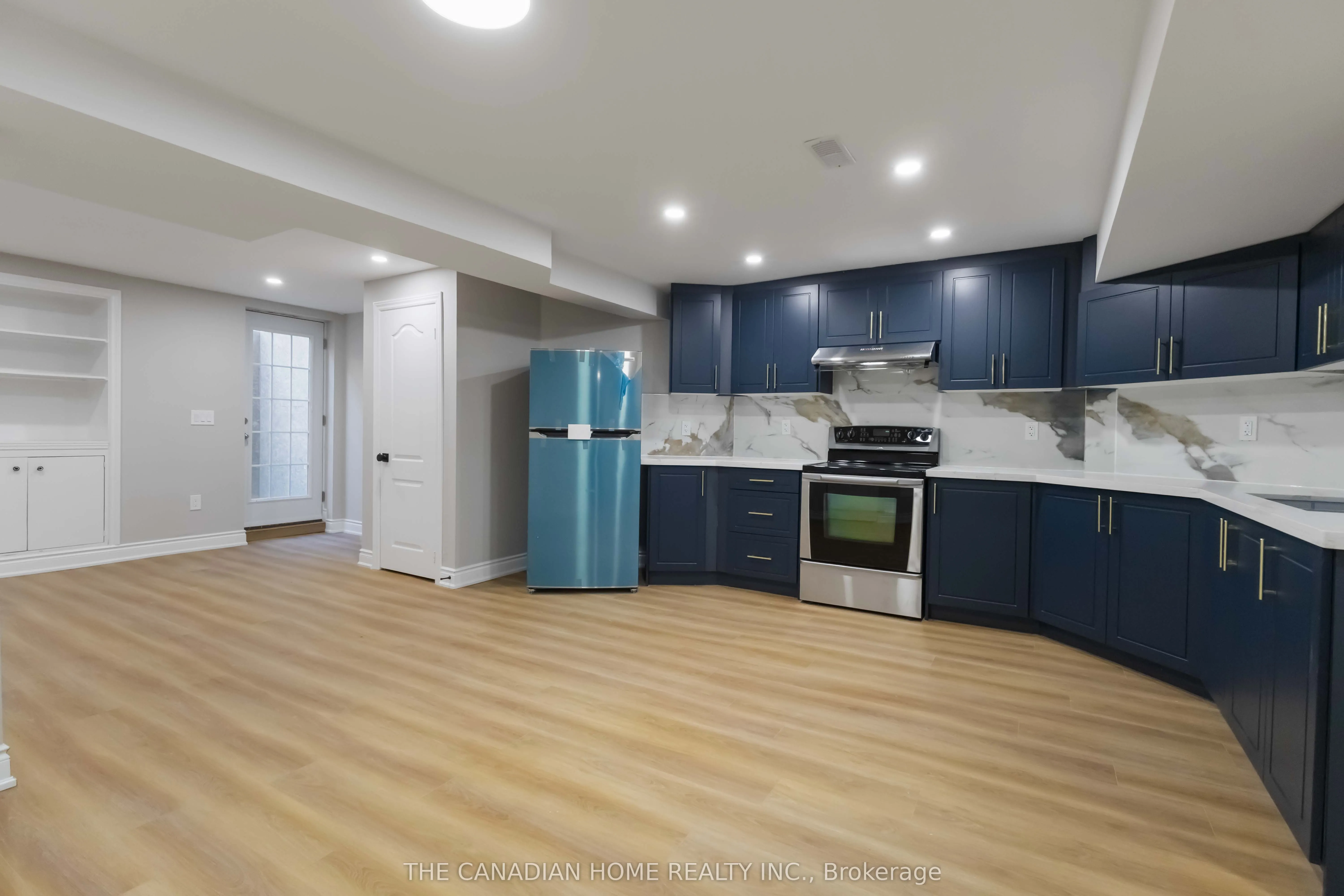 14 Fallingbrook Street
