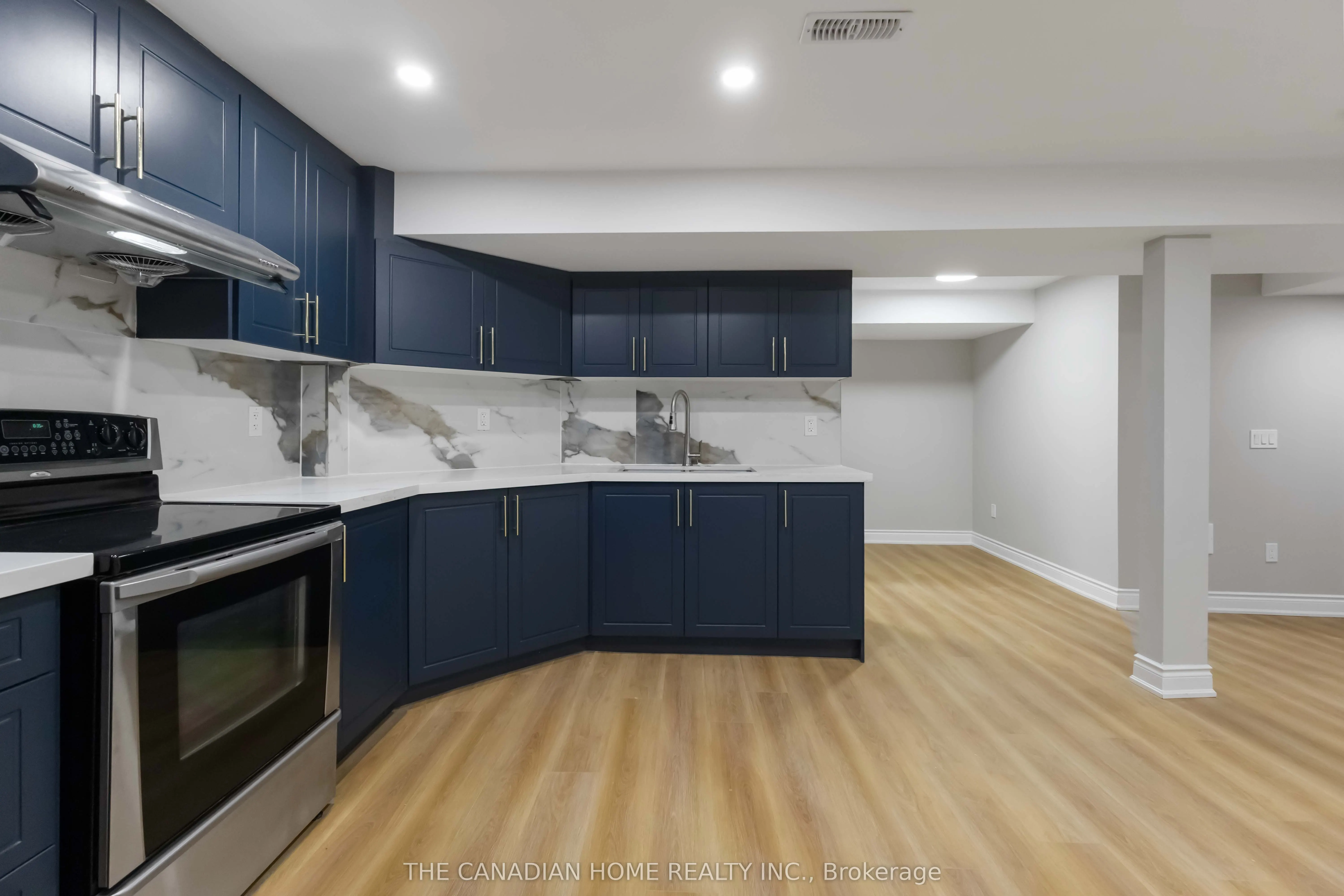 14 Fallingbrook Street