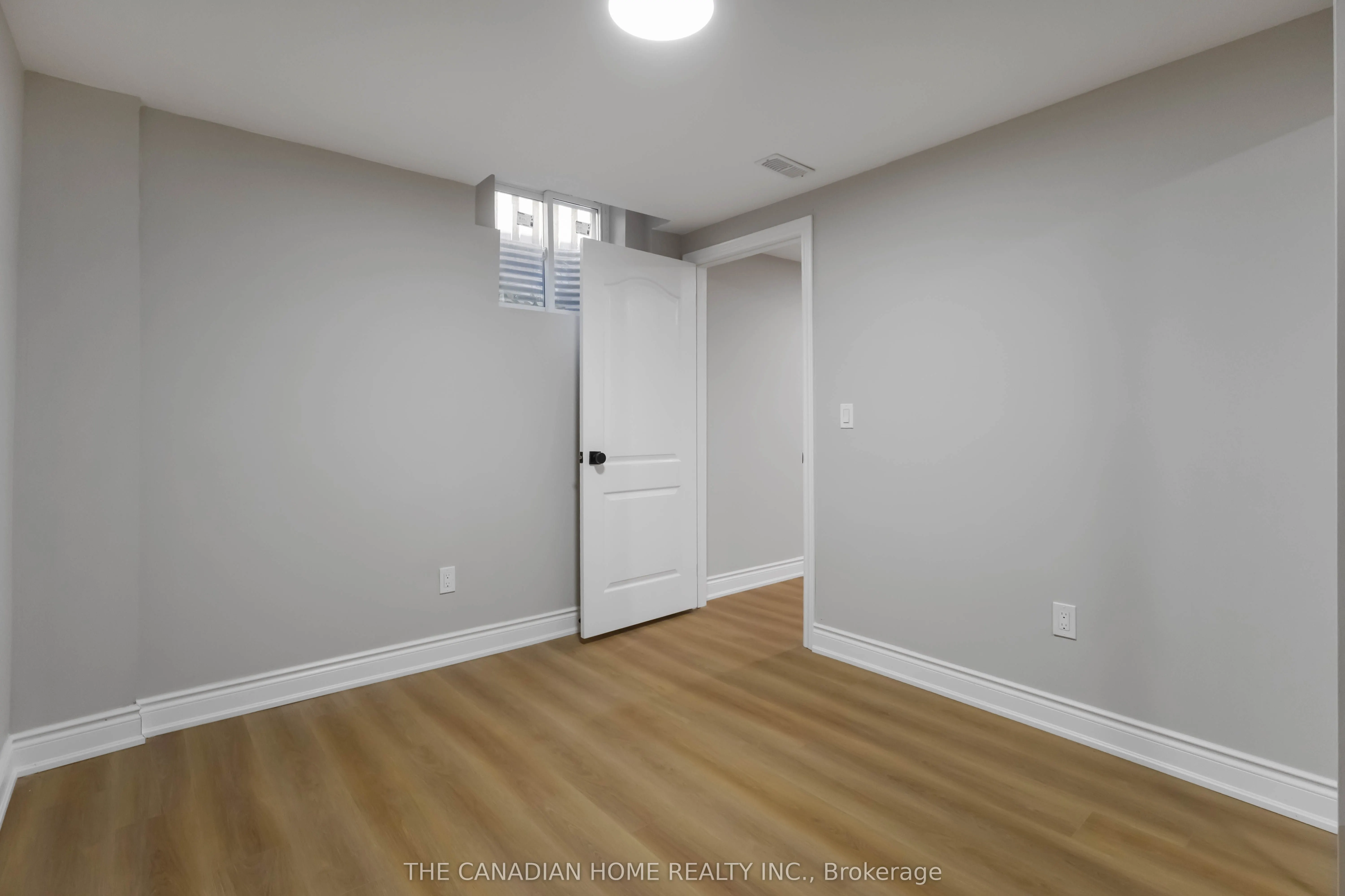 14 Fallingbrook Street