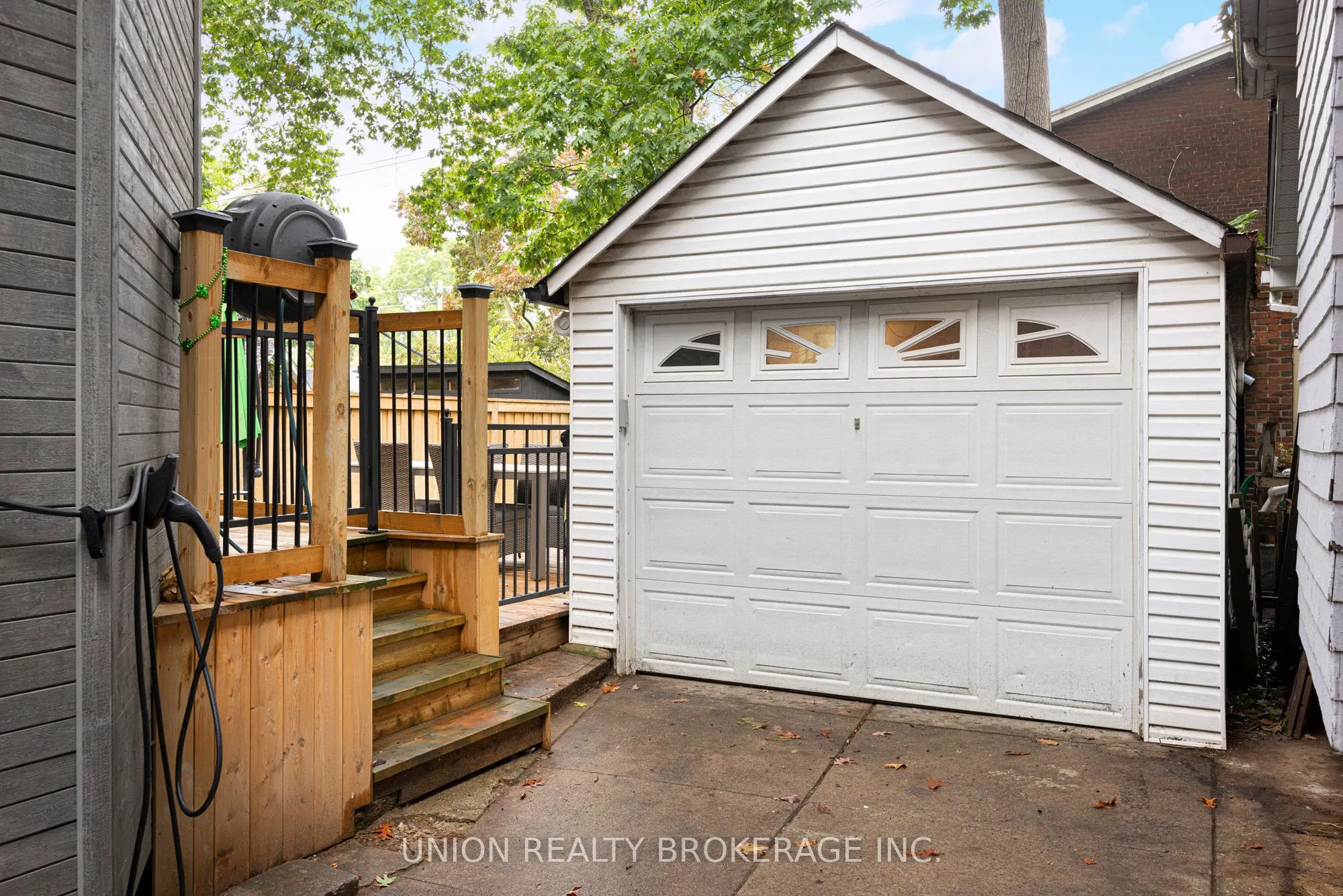 42 Fairmount Crescent