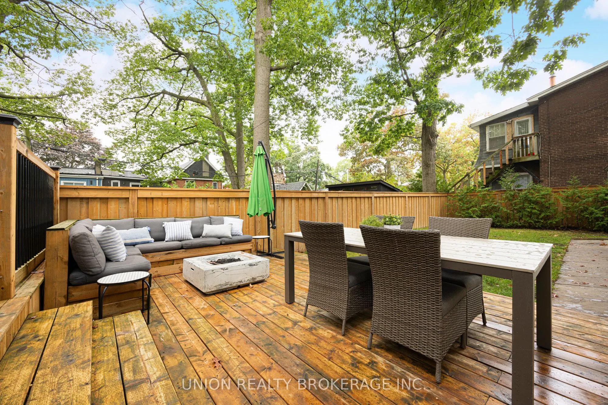 42 Fairmount Crescent