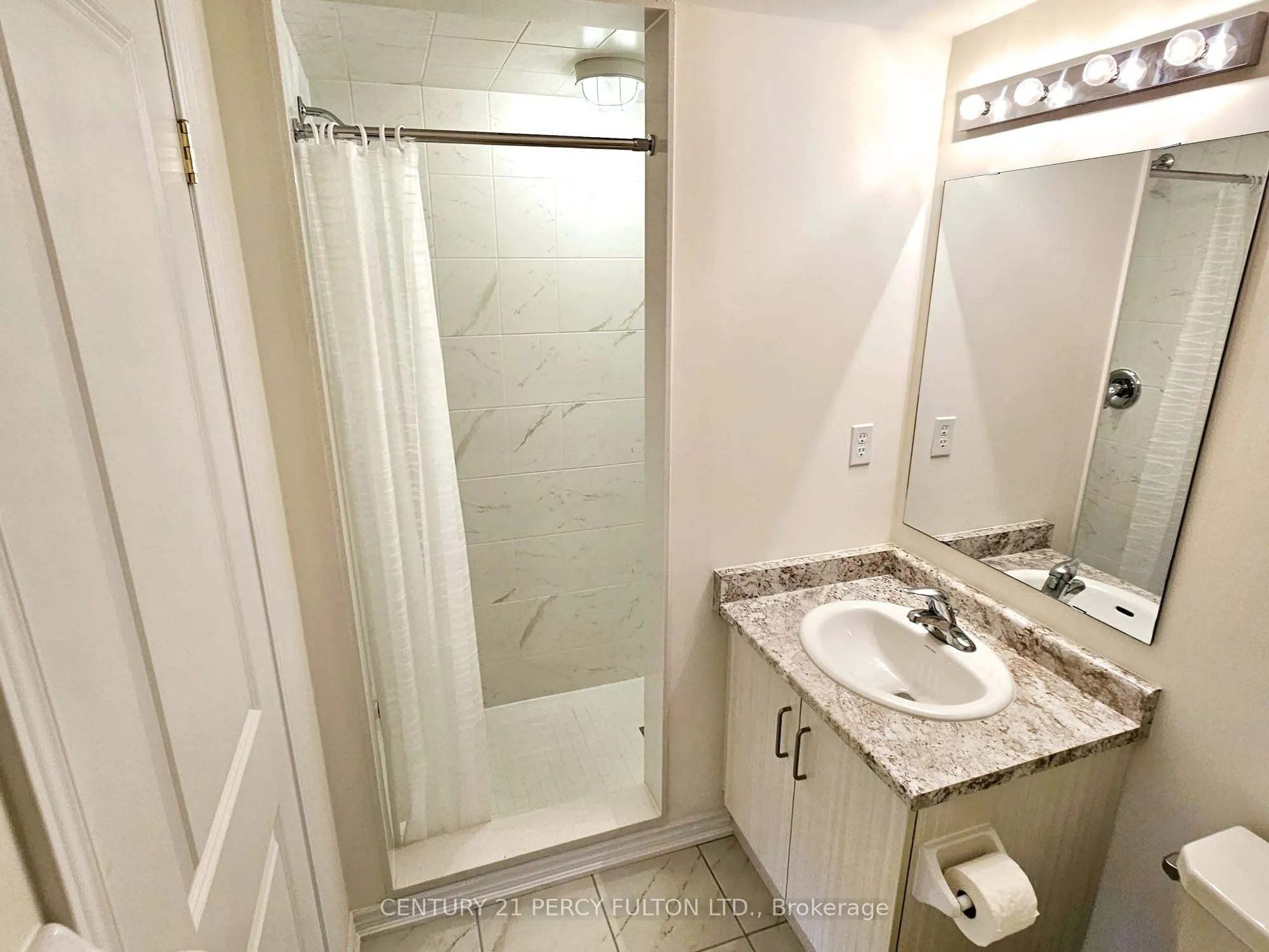 2540 Willam Jackson Drive, #107