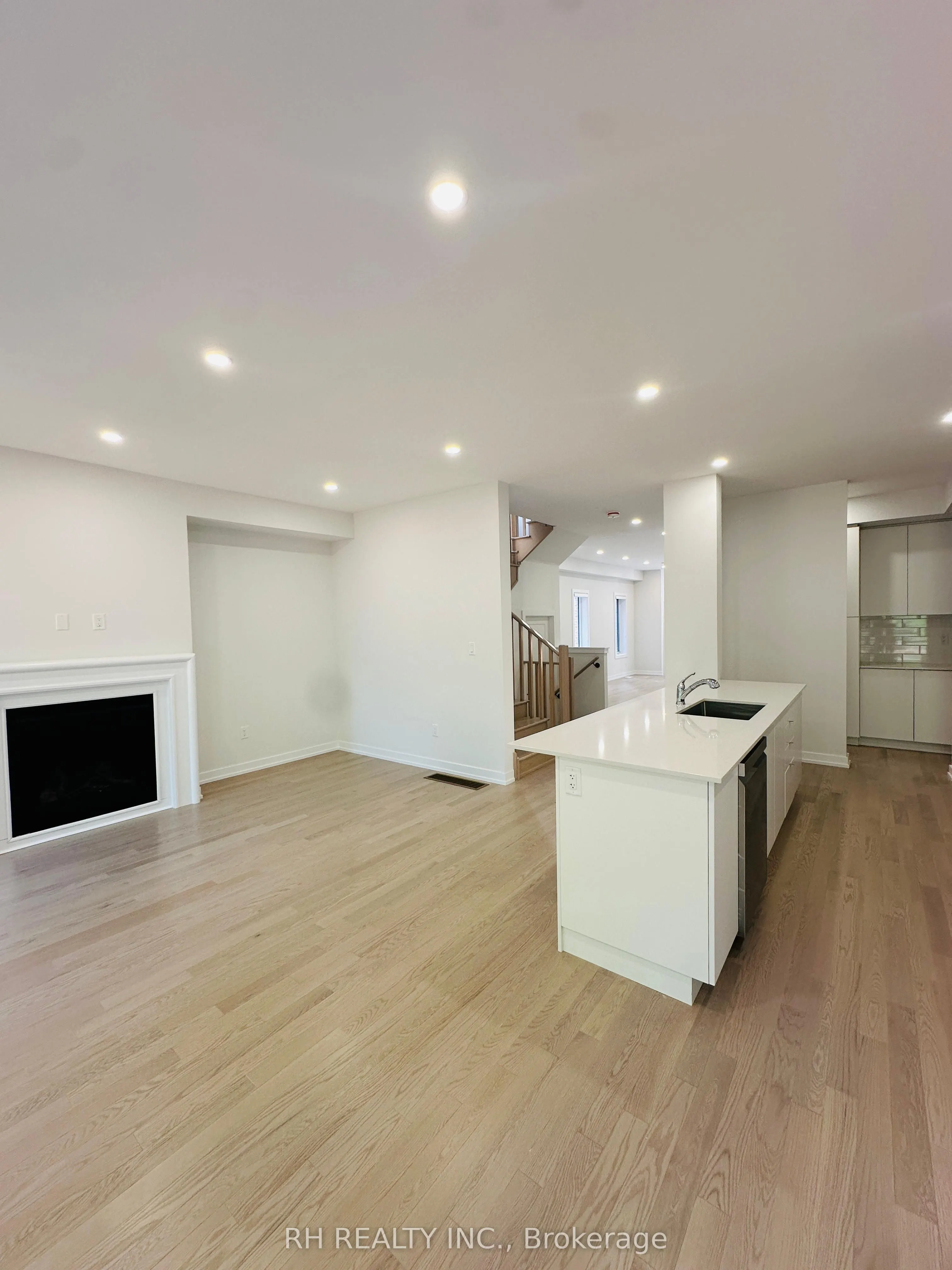 37 Danielle Moore Circle