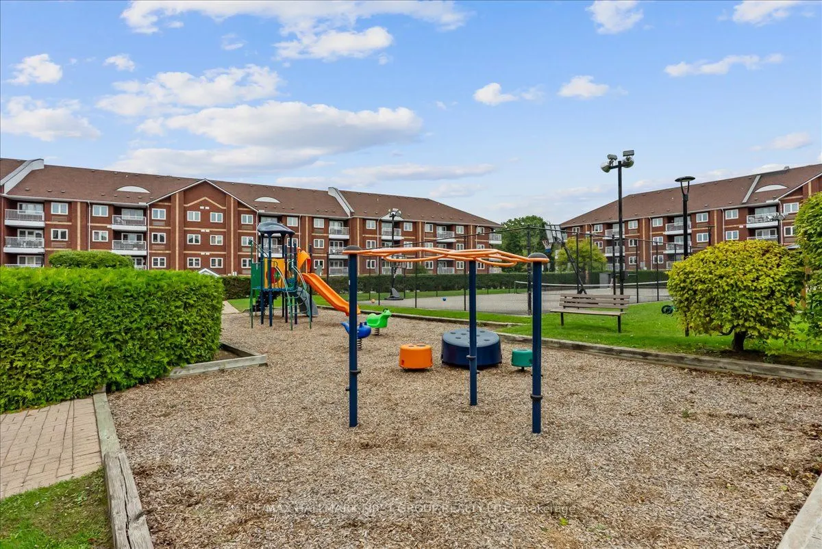 191 Lake Driveway W, #216