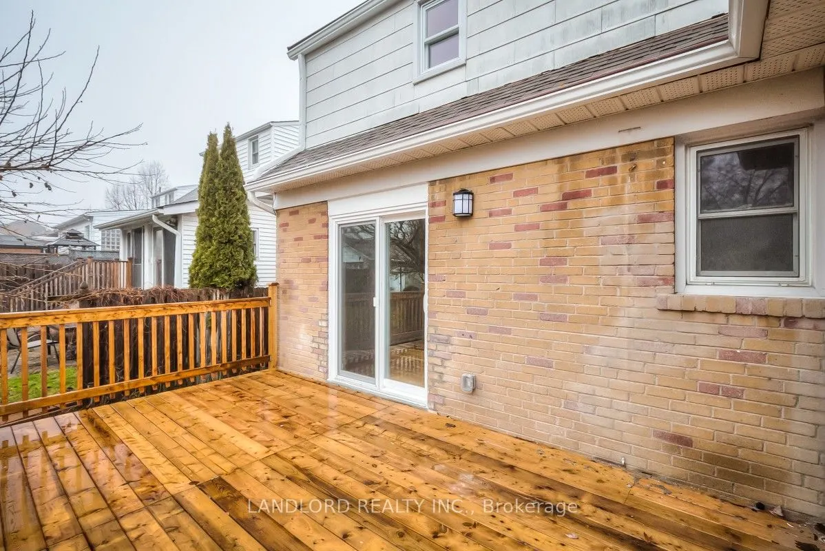 72 Midland Avenue, #Main Fl