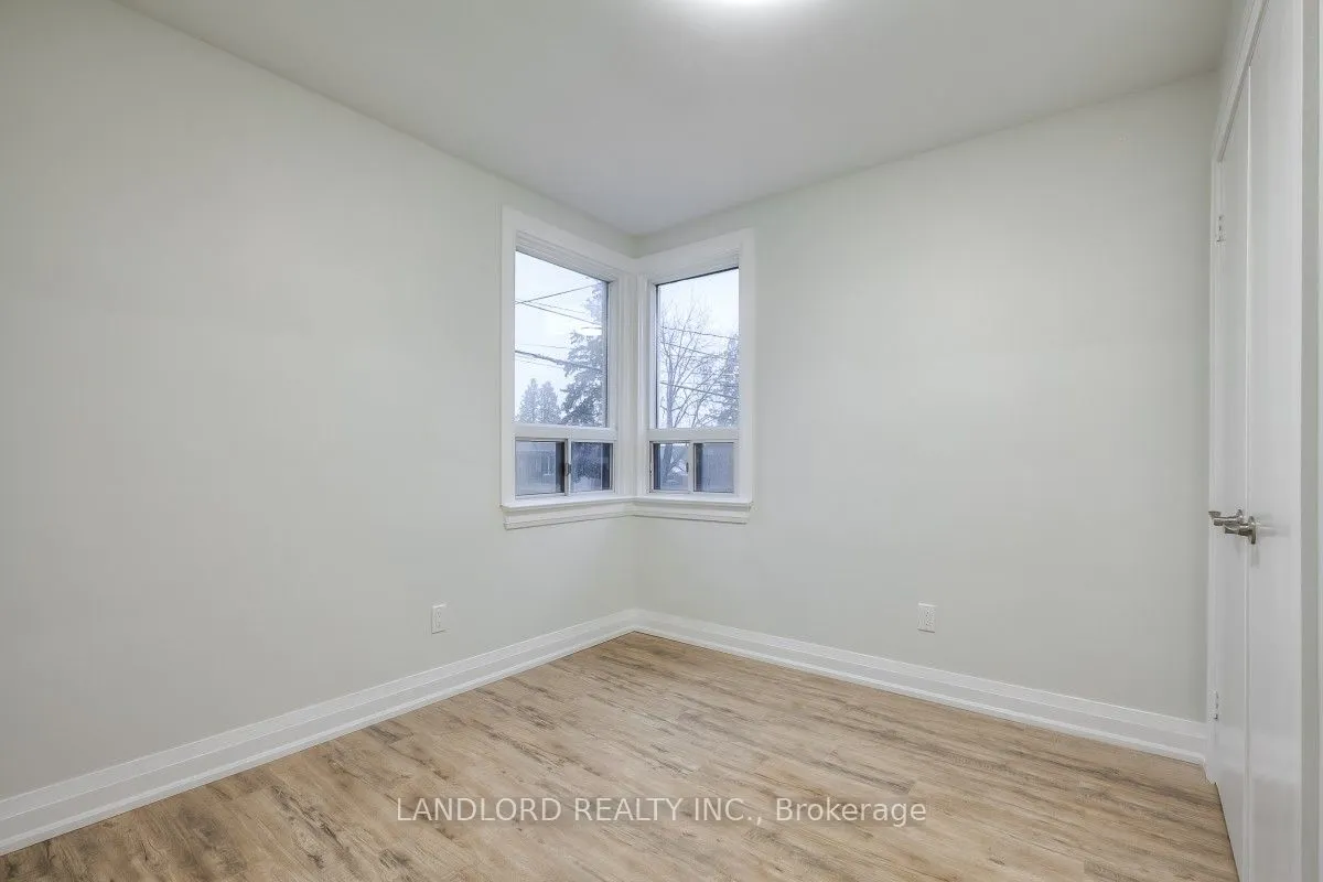 72 Midland Avenue, #Main Fl