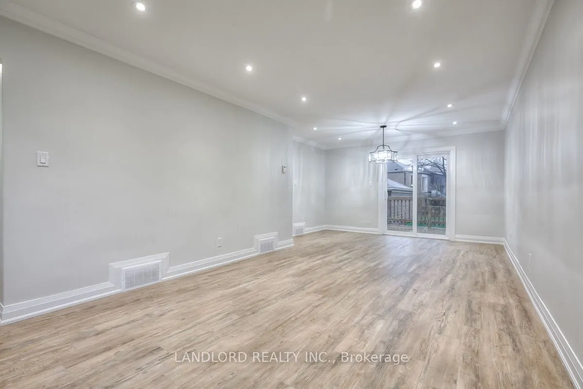 72 Midland Avenue, #Main Fl