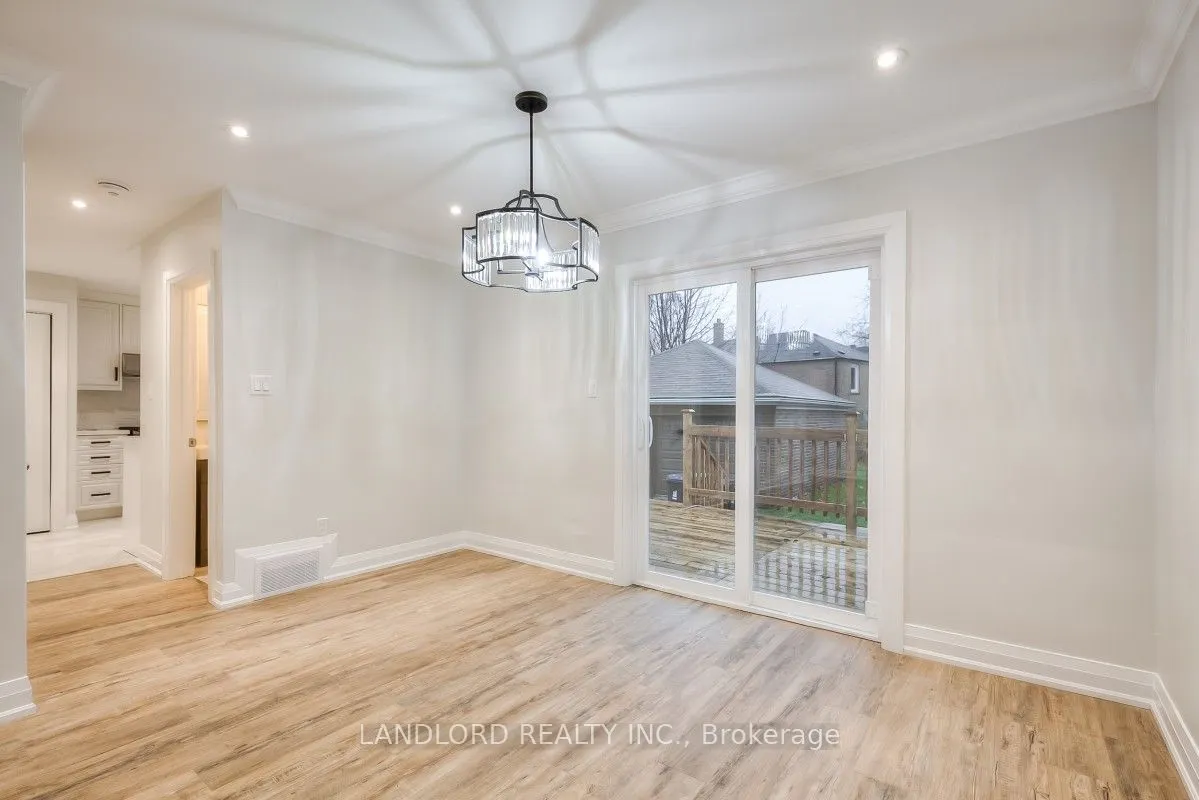 72 Midland Avenue, #Main Fl