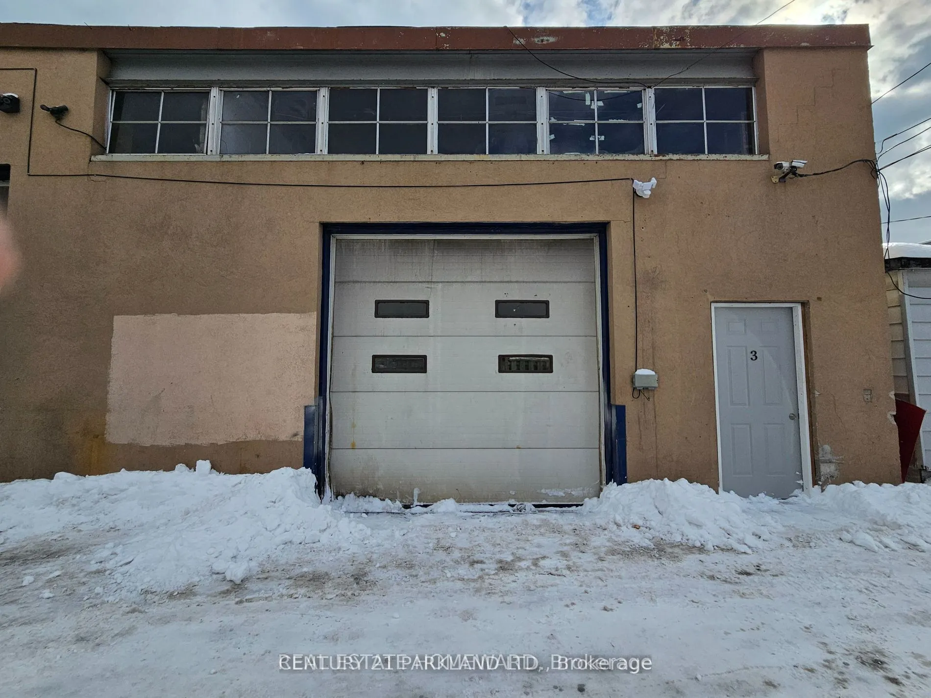 3252 Danforth Avenue, #3 (Rear Unit)