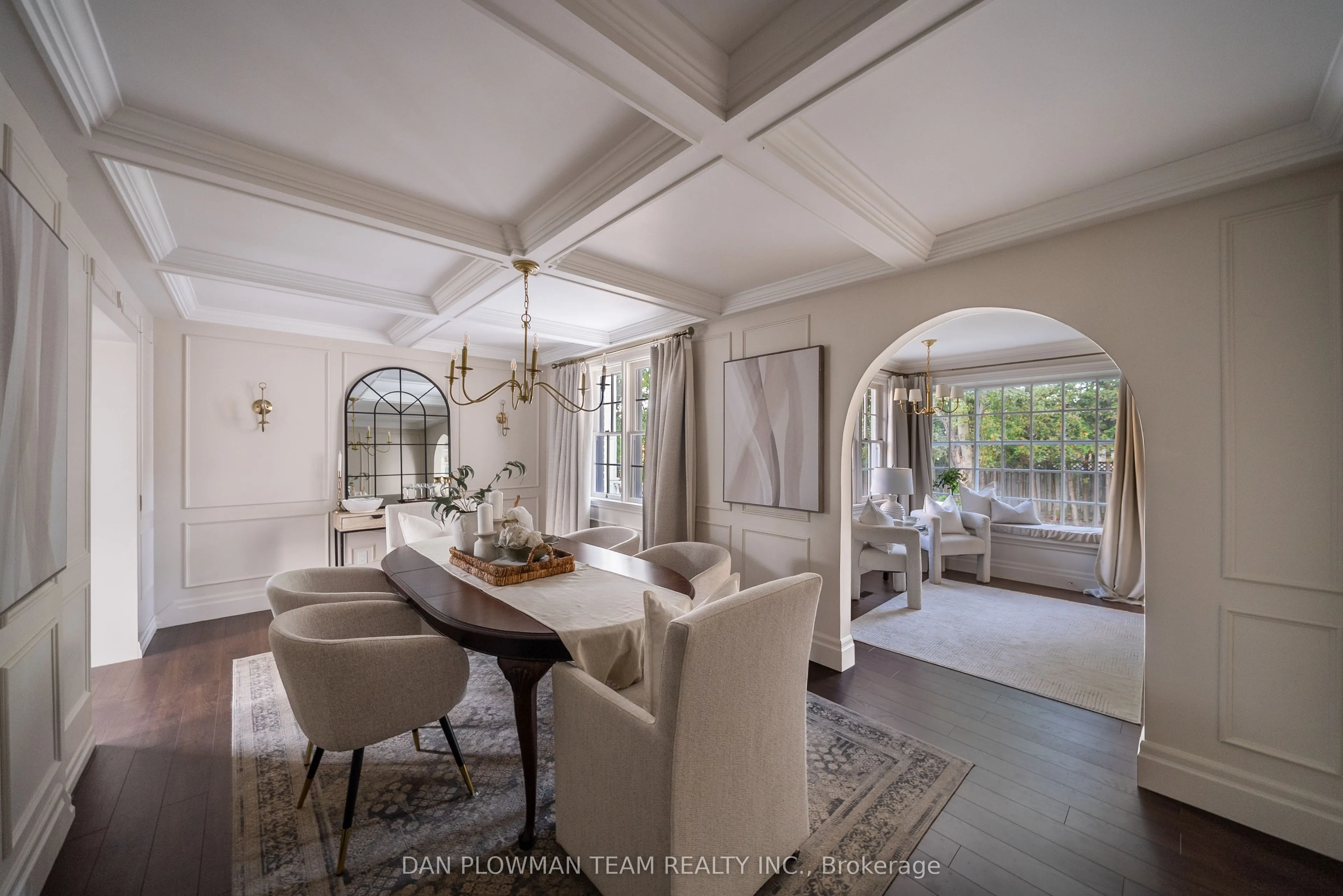 15 Concession Street E