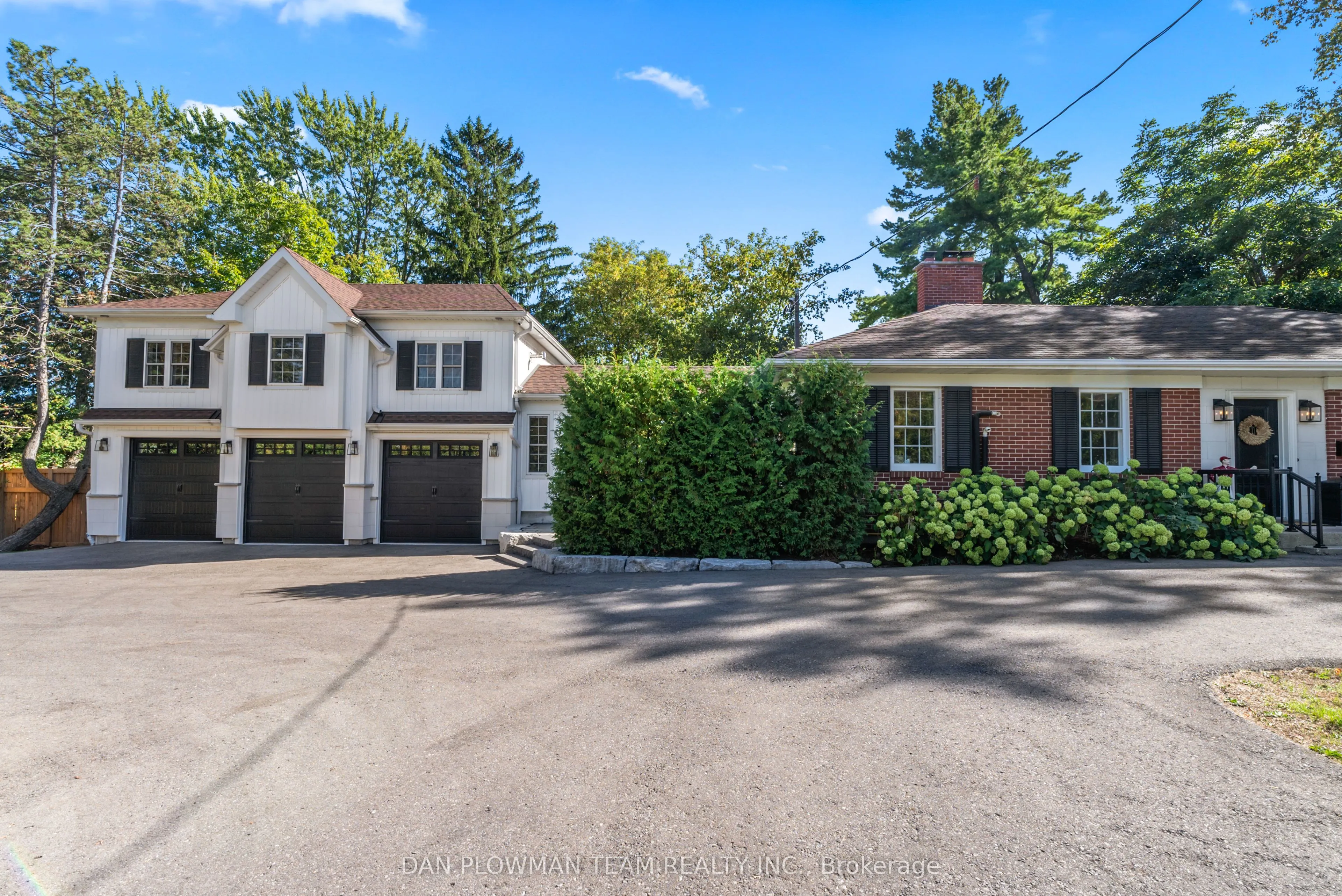 15 Concession Street E