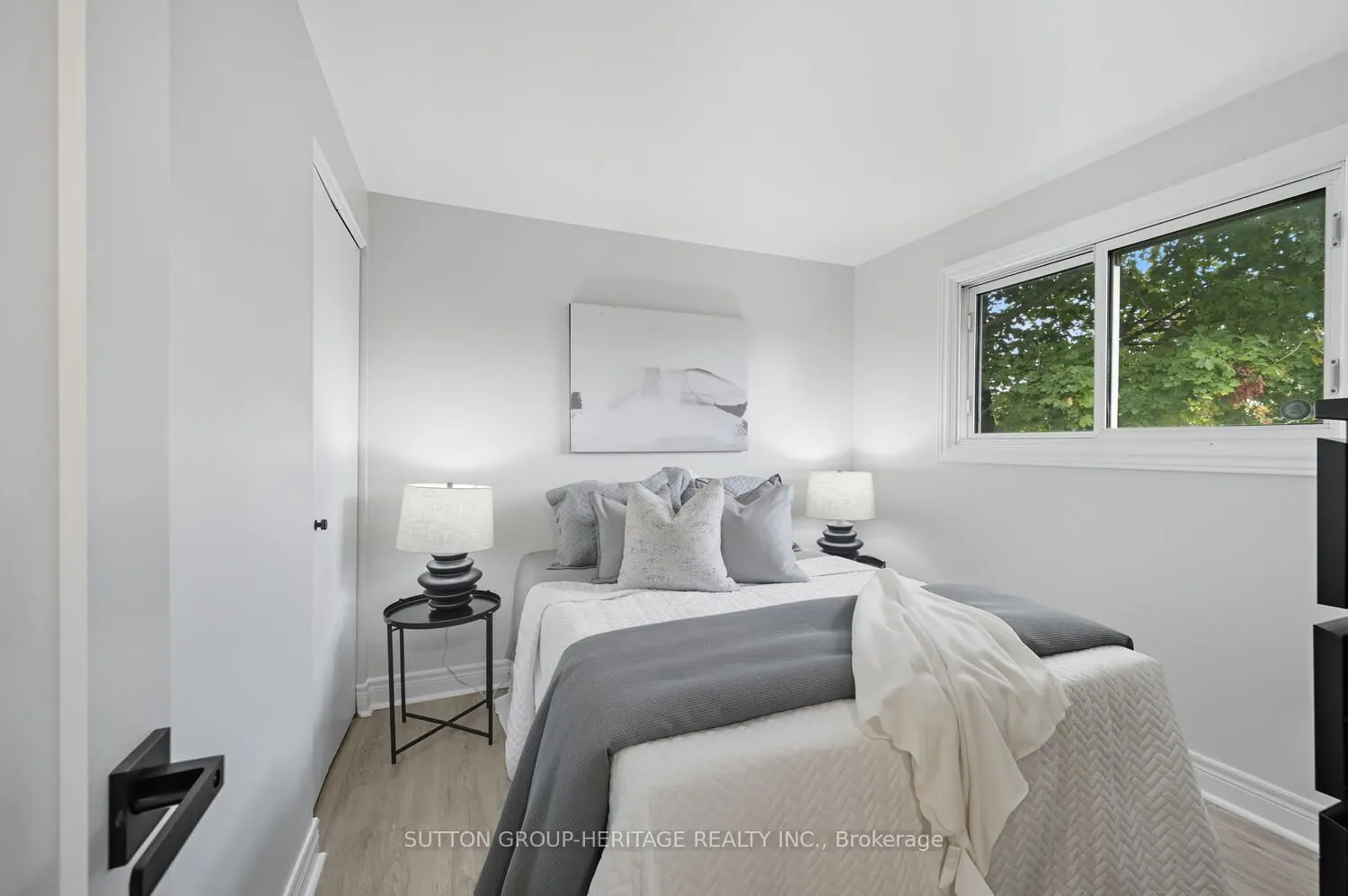 23 Swanston Crescent