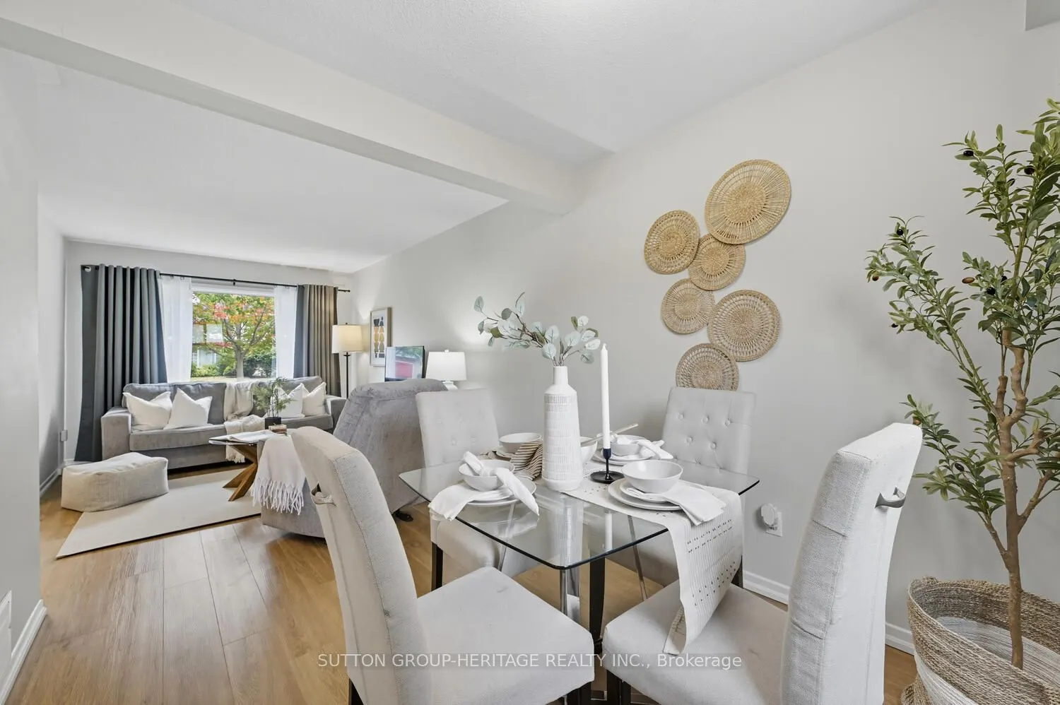23 Swanston Crescent