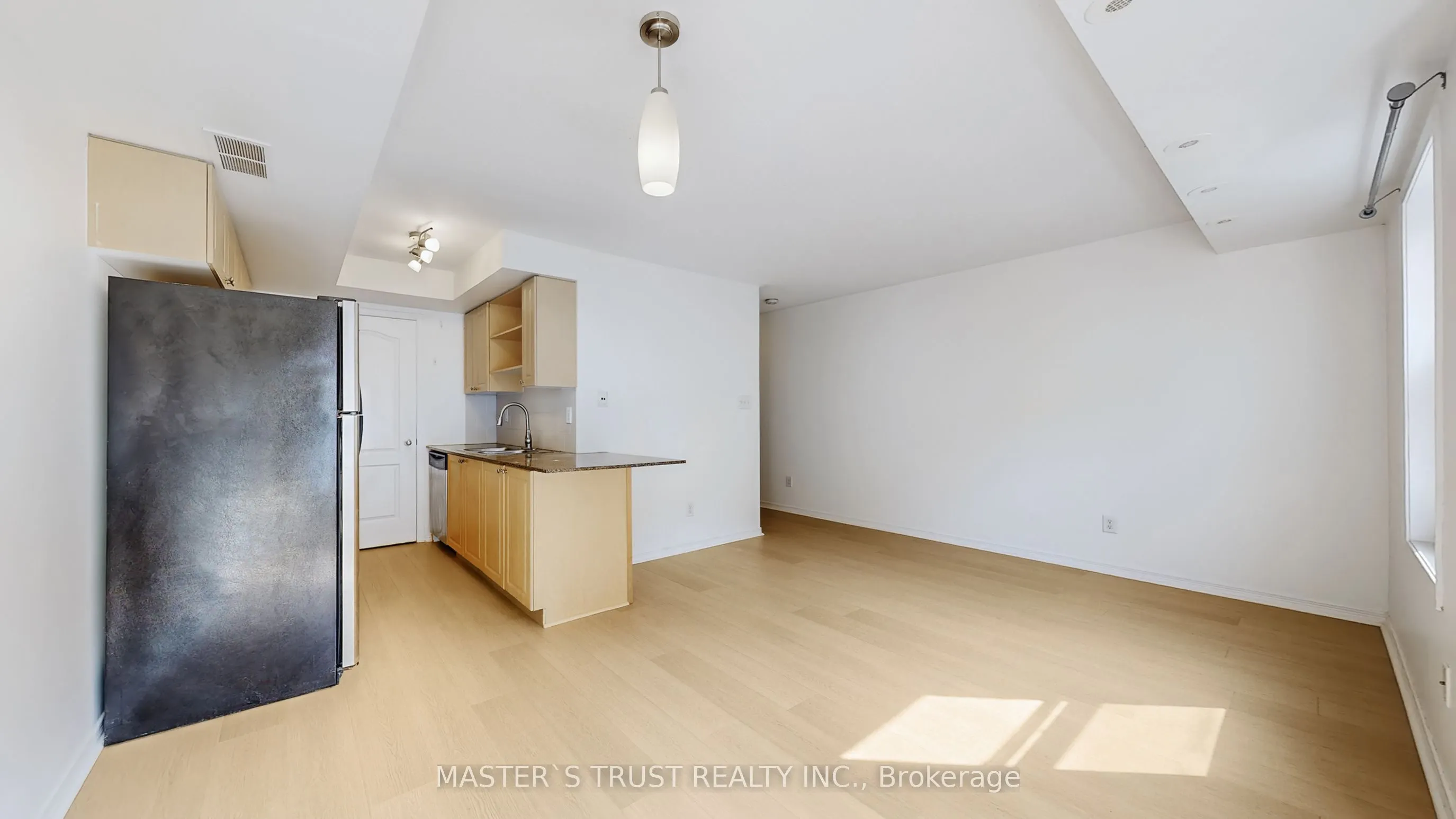 74 Munro Street, #Unit4