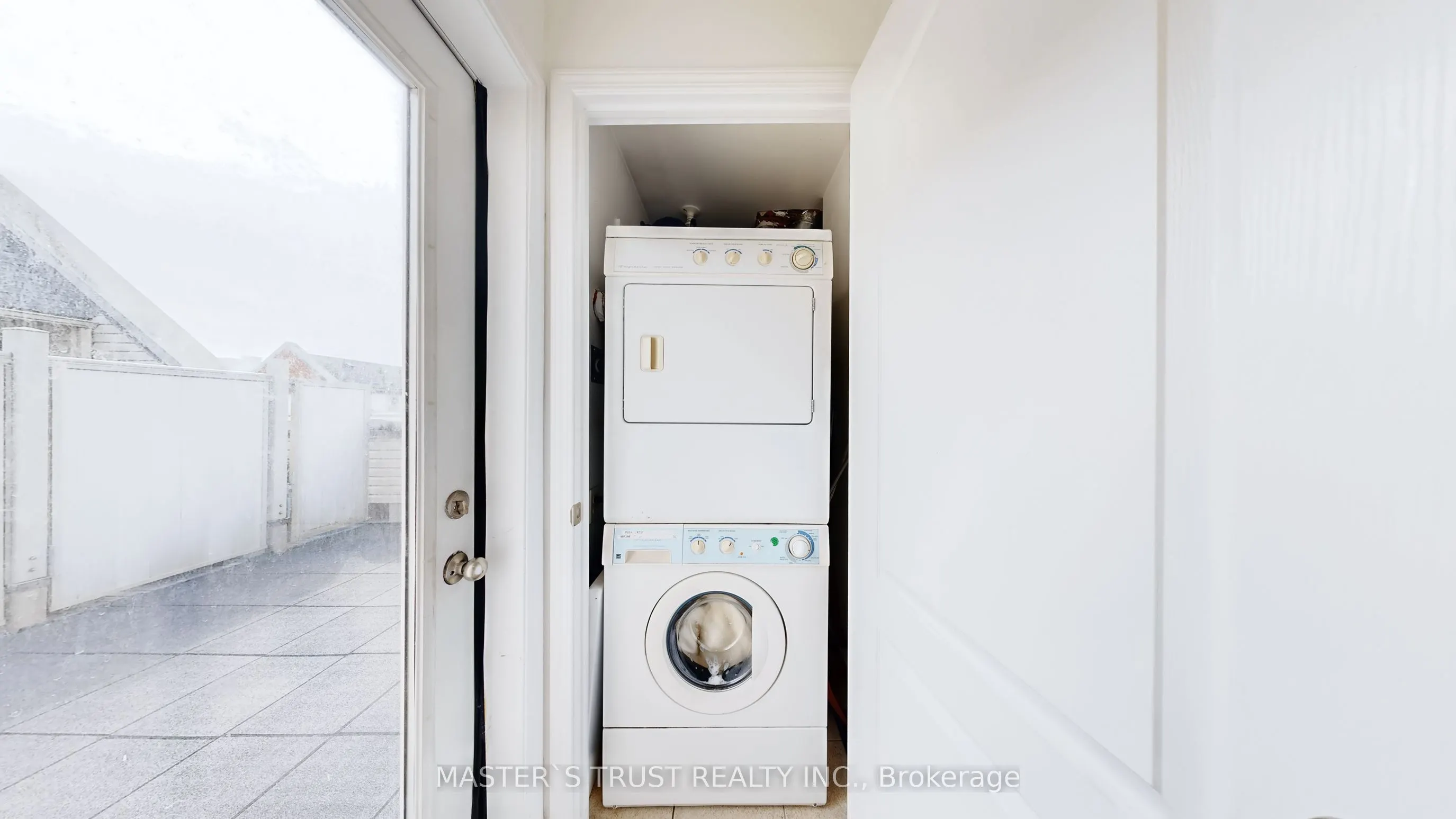 74 Munro Street, #Unit4