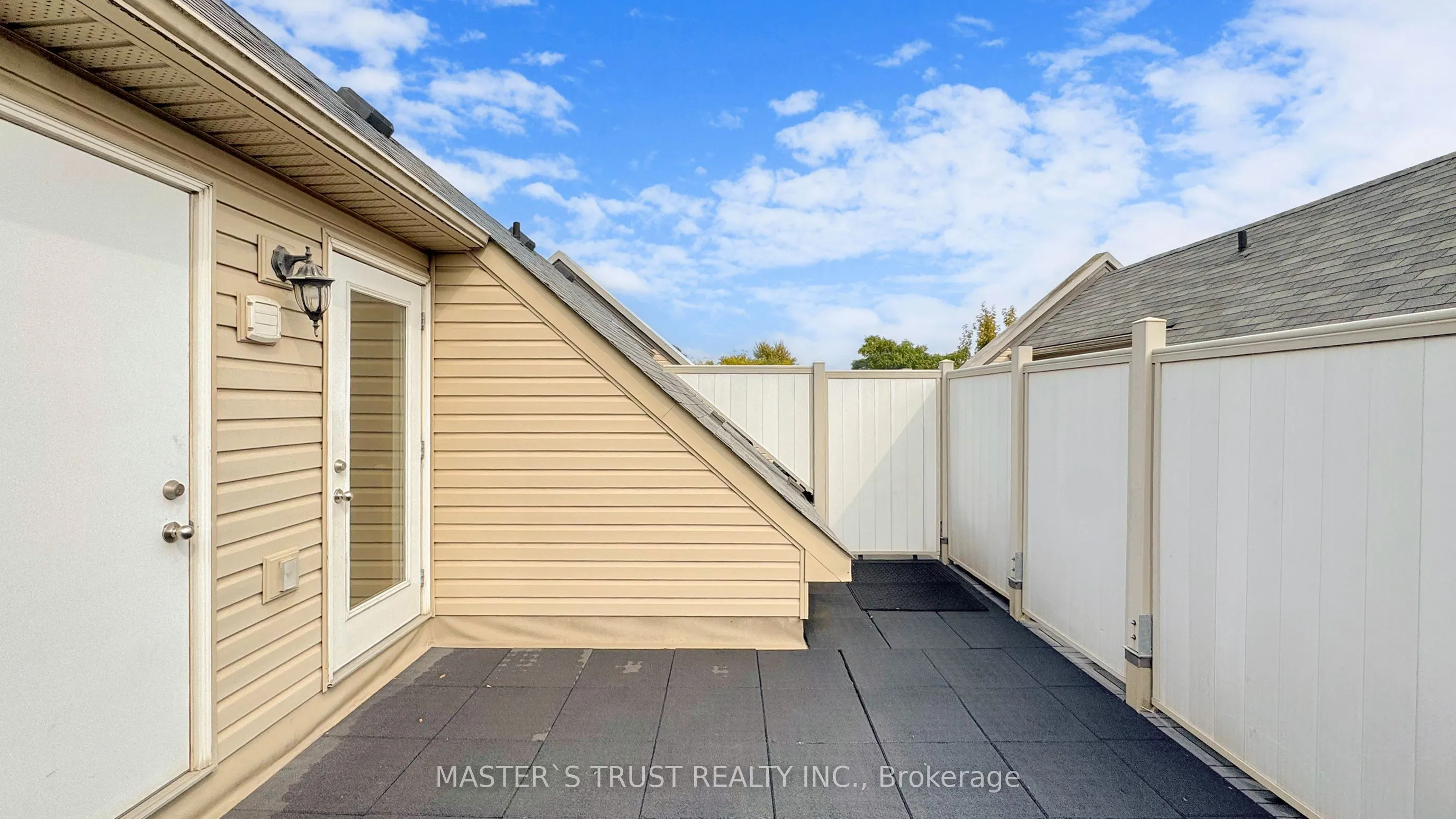 74 Munro Street, #Unit4