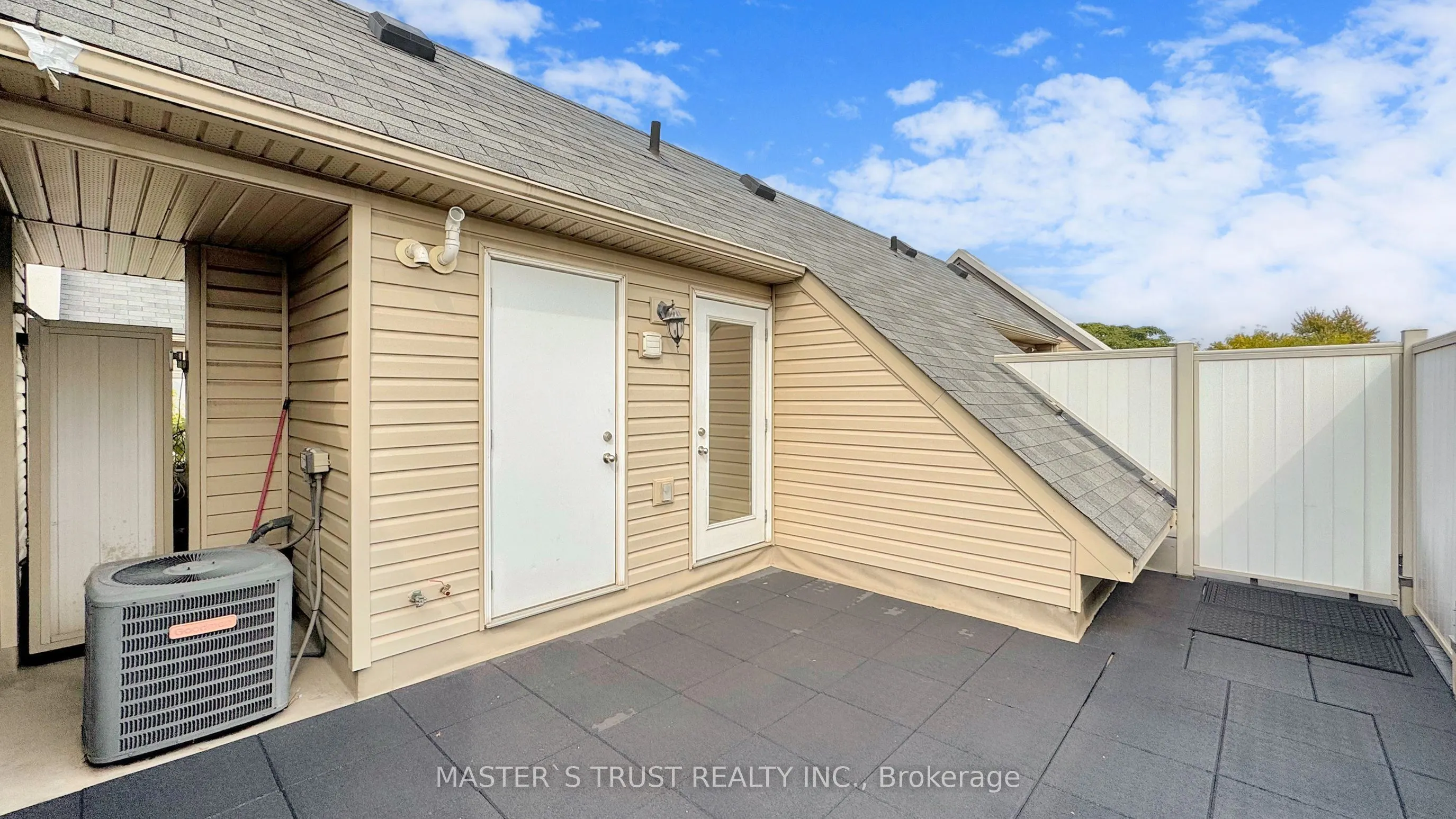 74 Munro Street, #Unit4