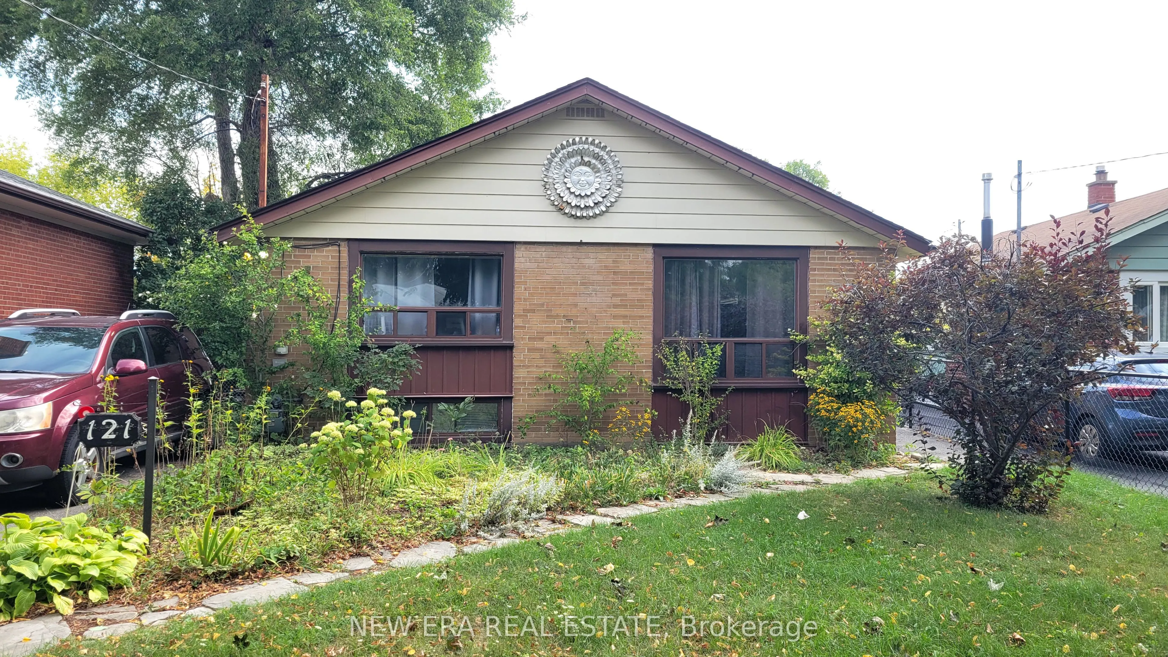 121 Pandora Circle