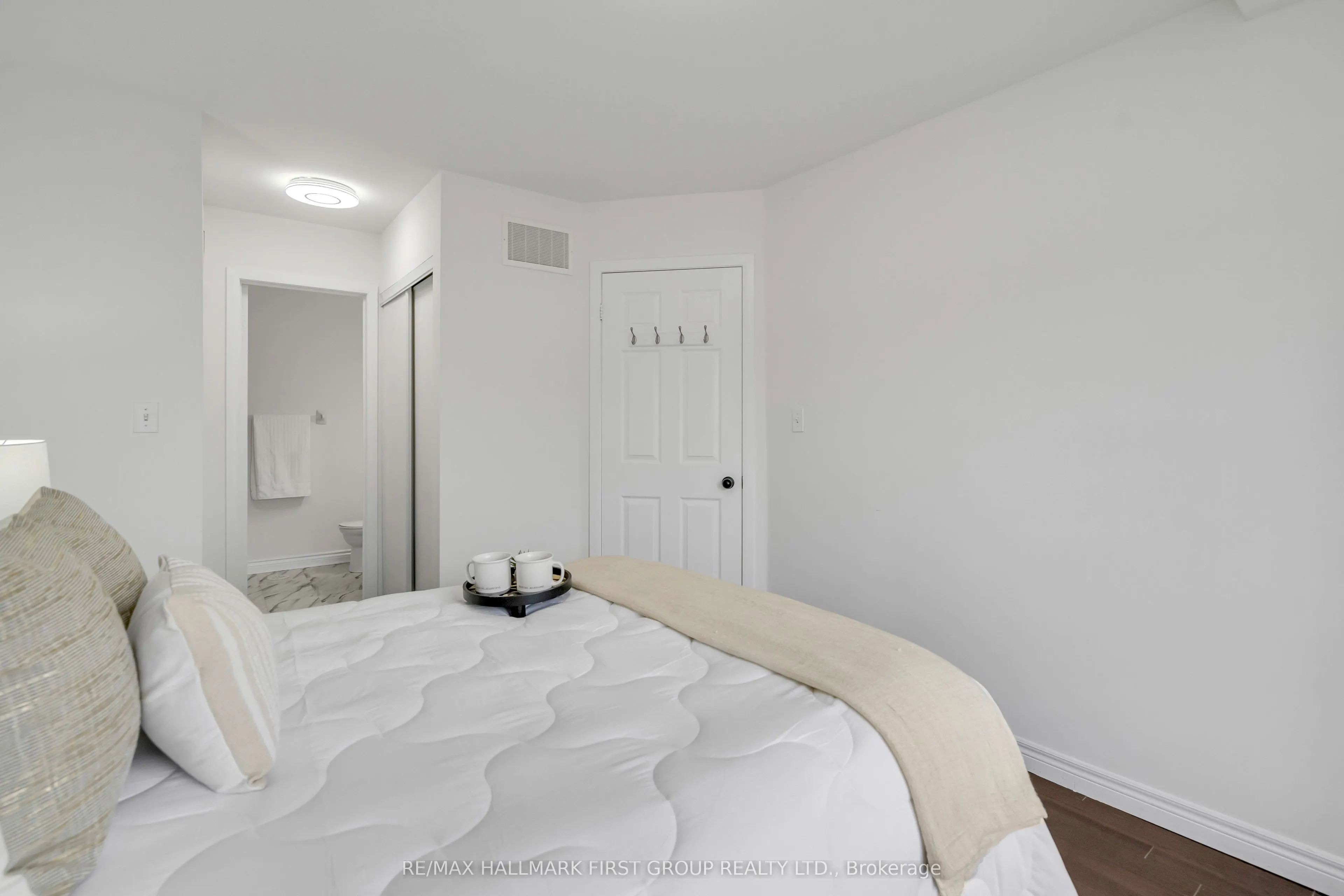 1250 St Martins Drive, #96
