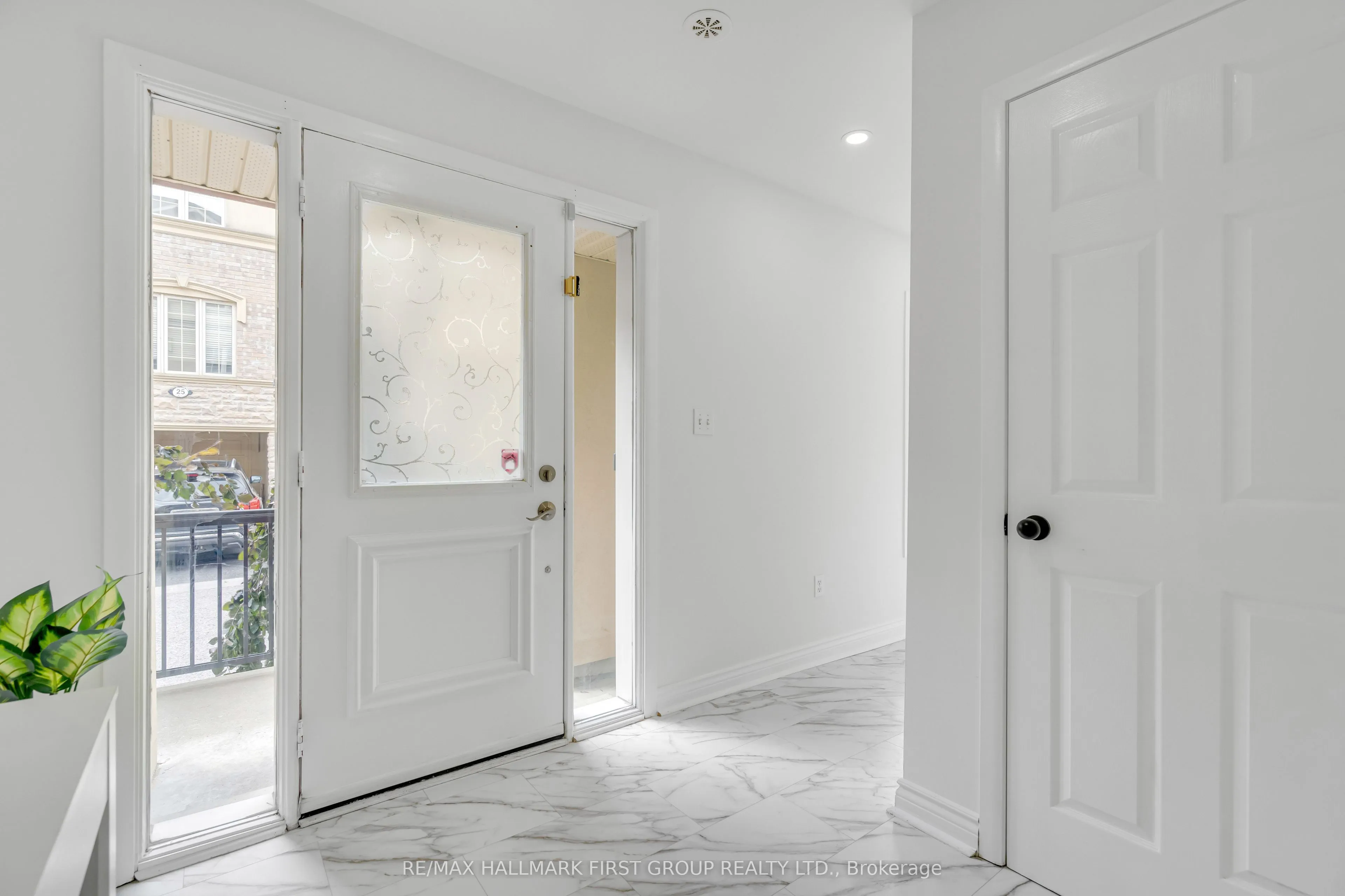 1250 St Martins Drive, #96