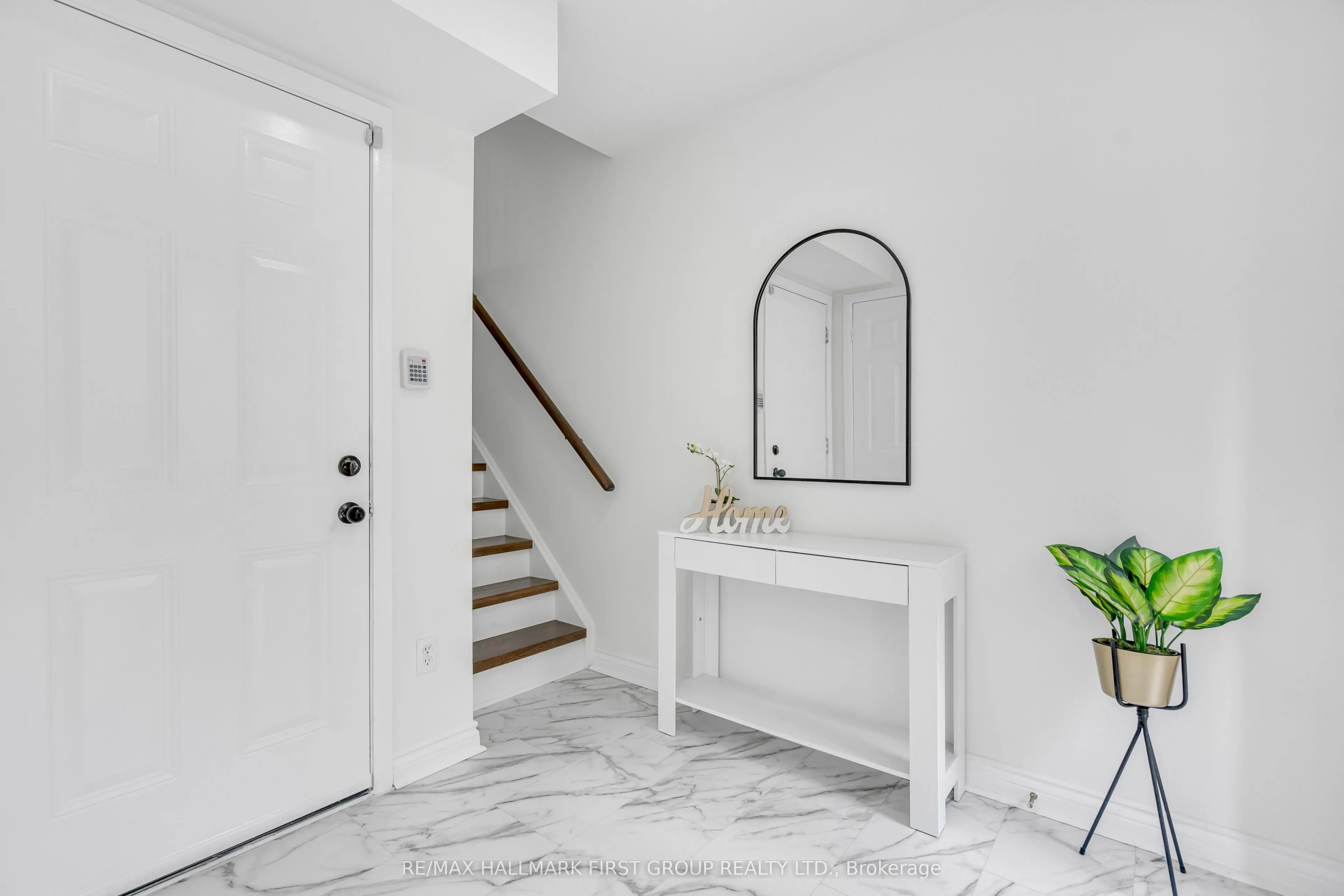 1250 St Martins Drive, #96