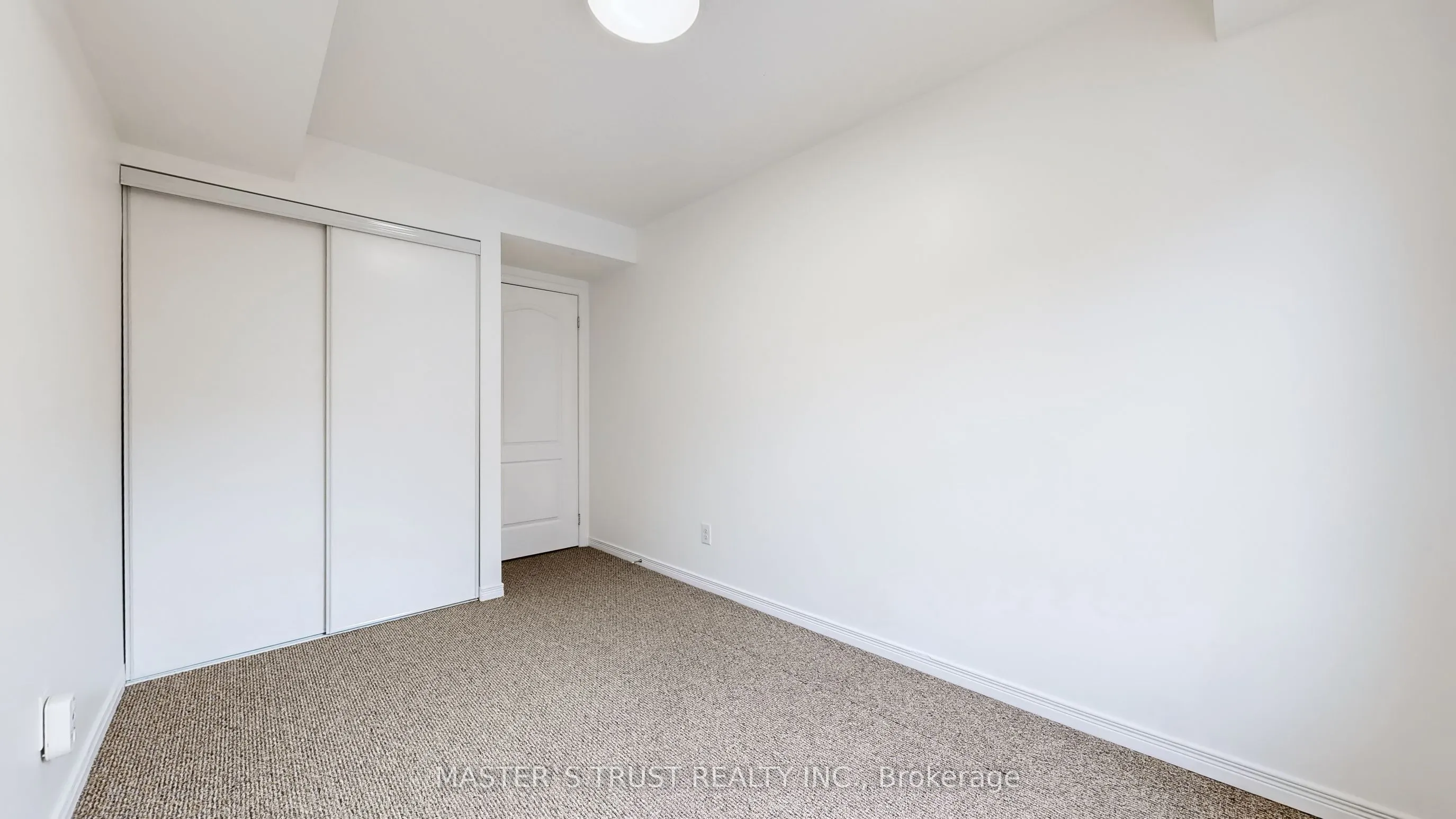 74 Munro Street, #Unit4