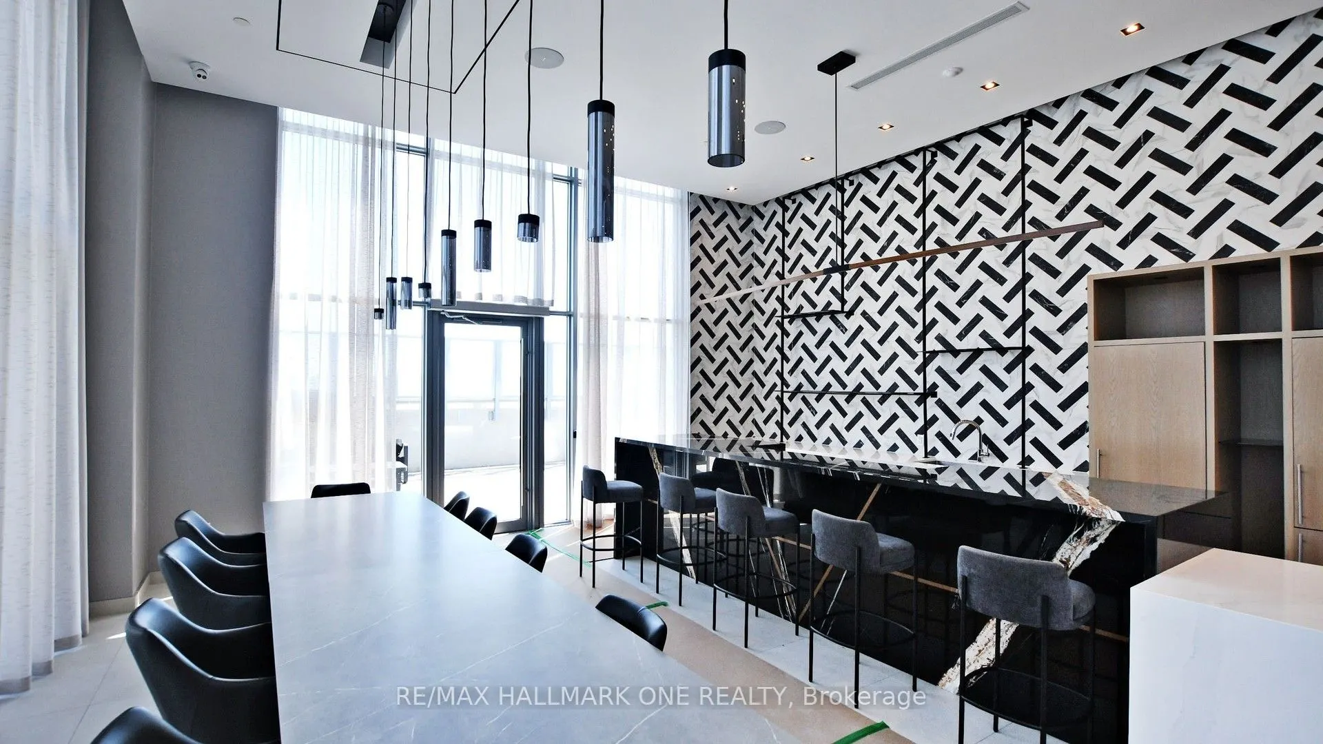 225 Village Green Square, #1801