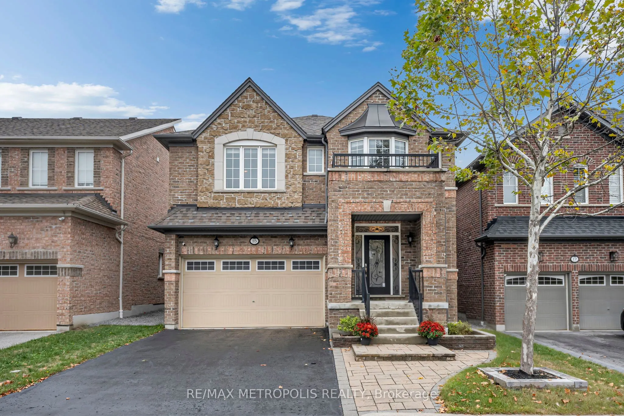 15 Rumbellow Crescent