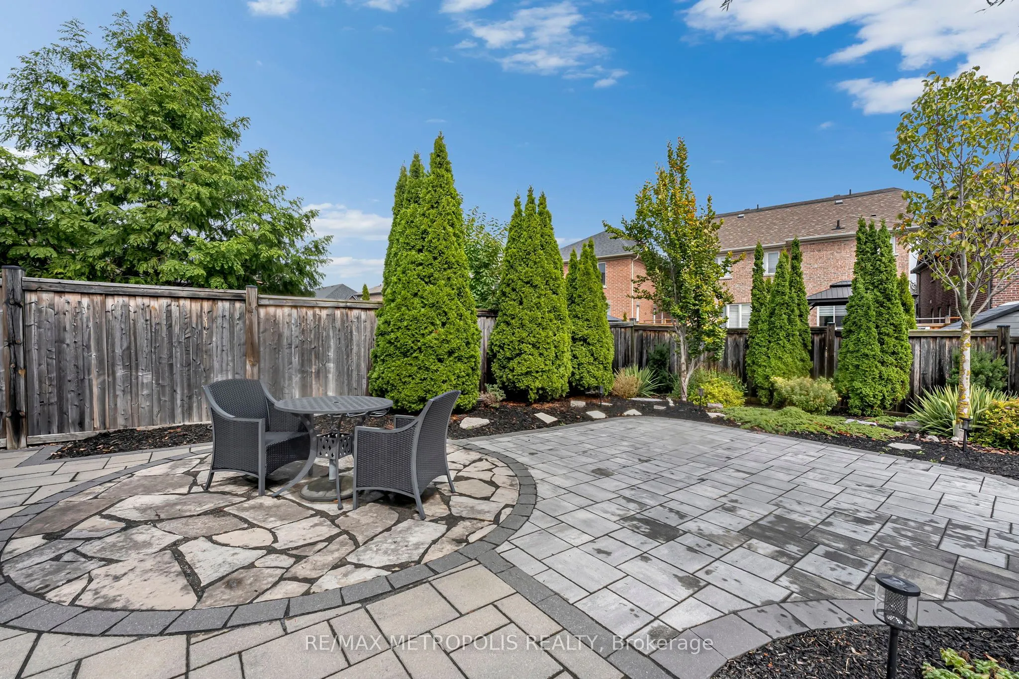 15 Rumbellow Crescent