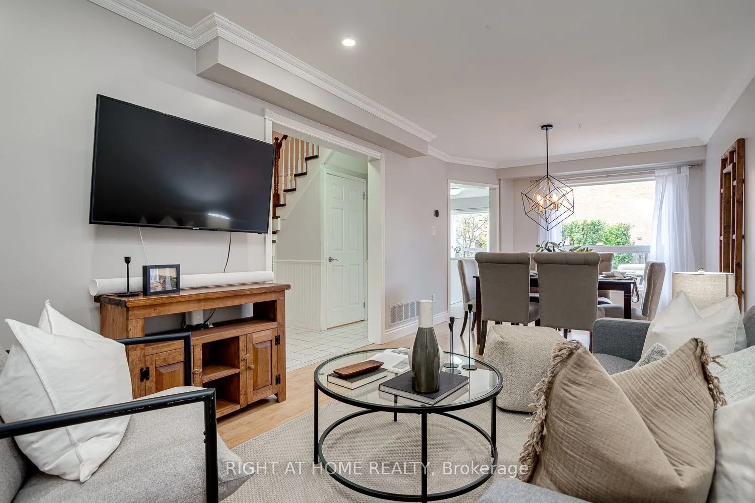 41 Steele Valley Court