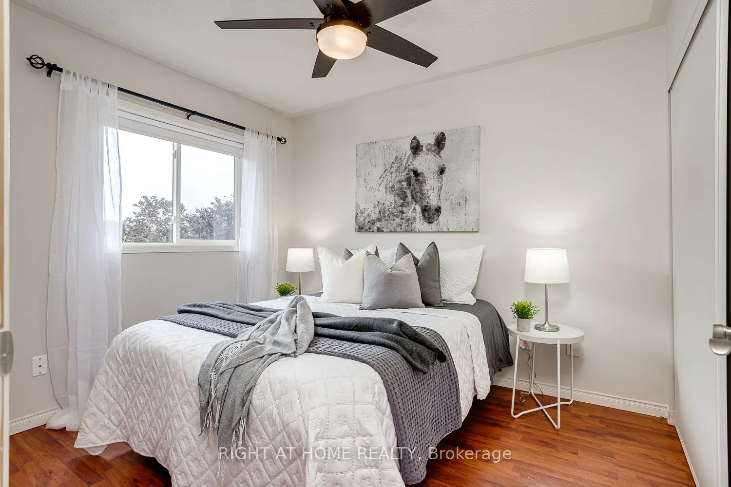 41 Steele Valley Court