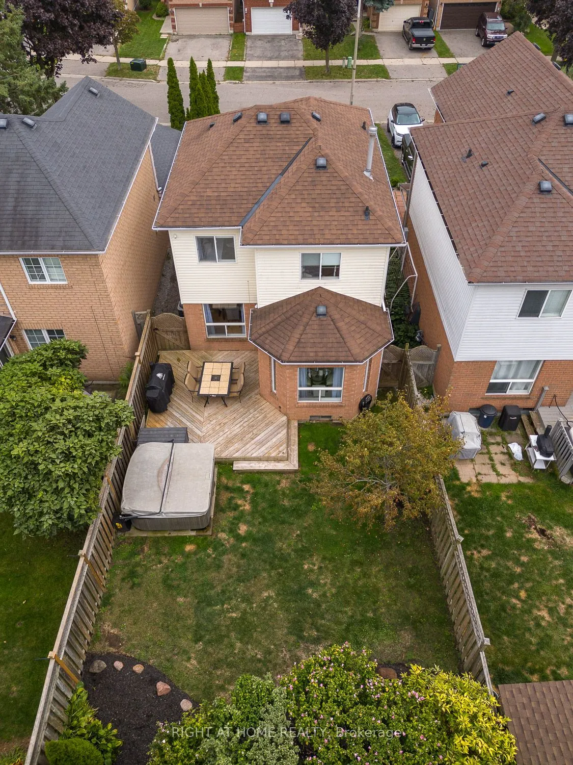 41 Steele Valley Court