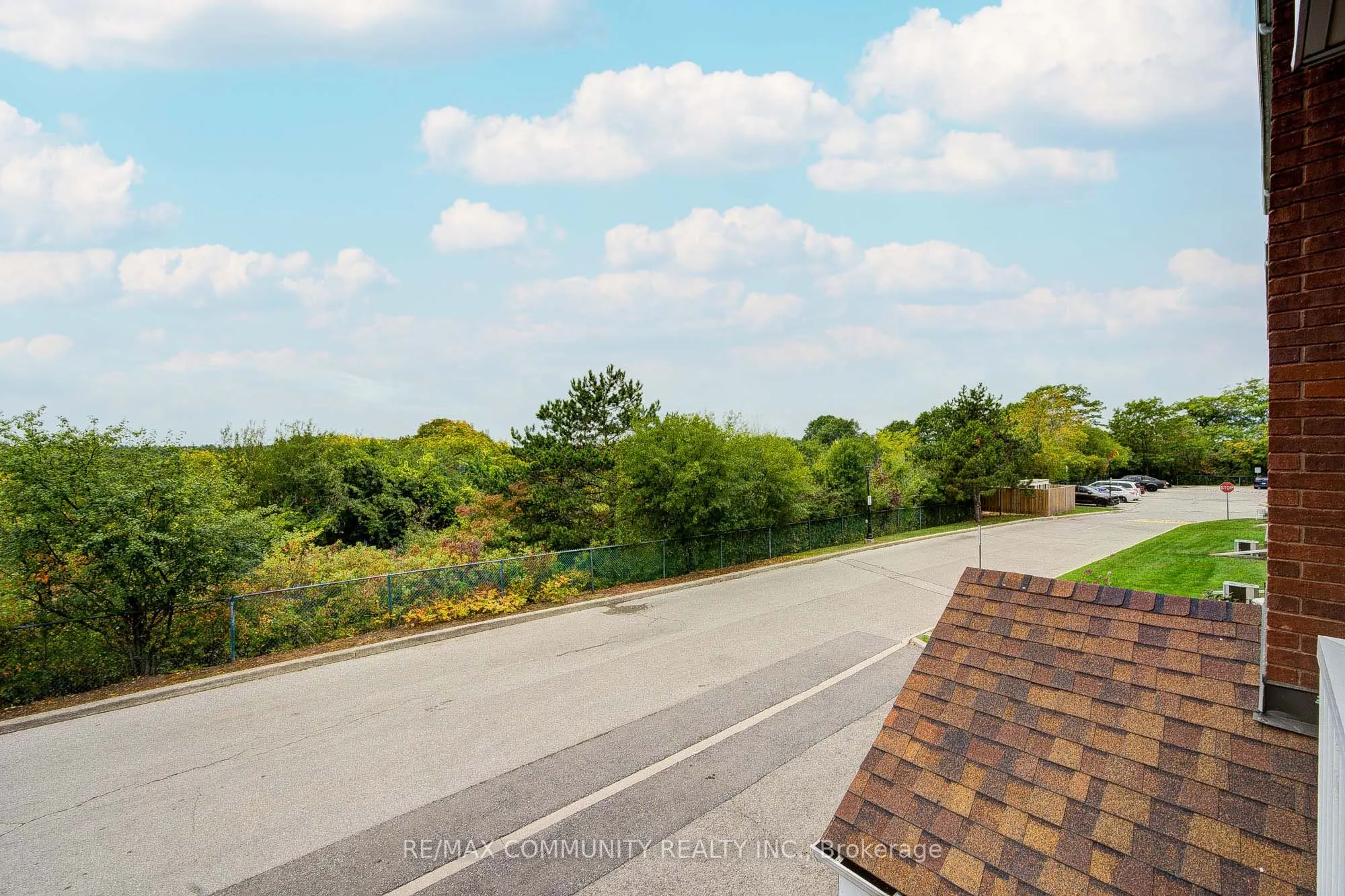 191 Lake Driveway W, #201