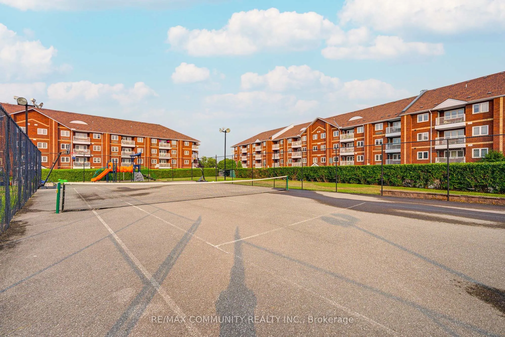 191 Lake Driveway W, #201