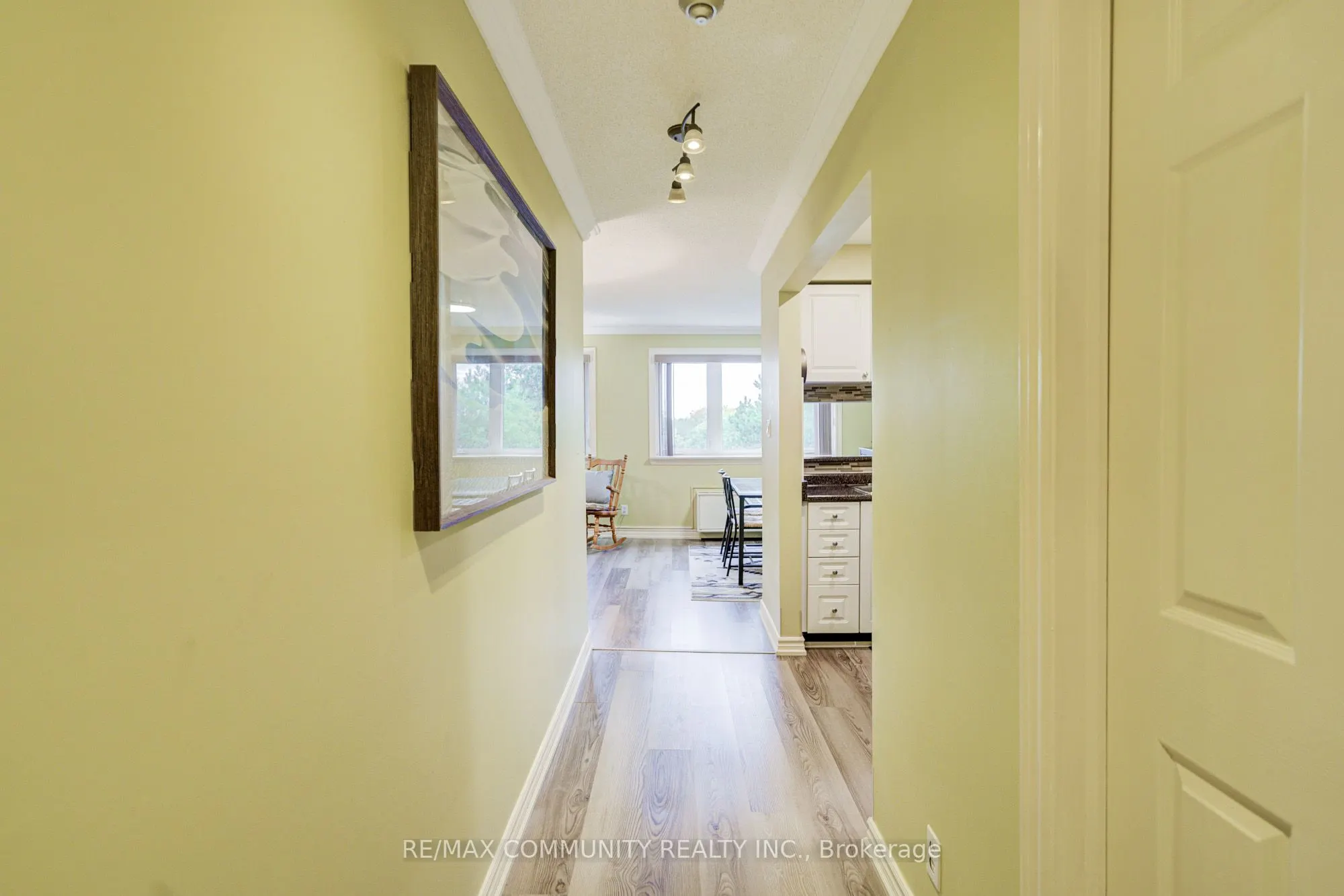 191 Lake Driveway W, #201